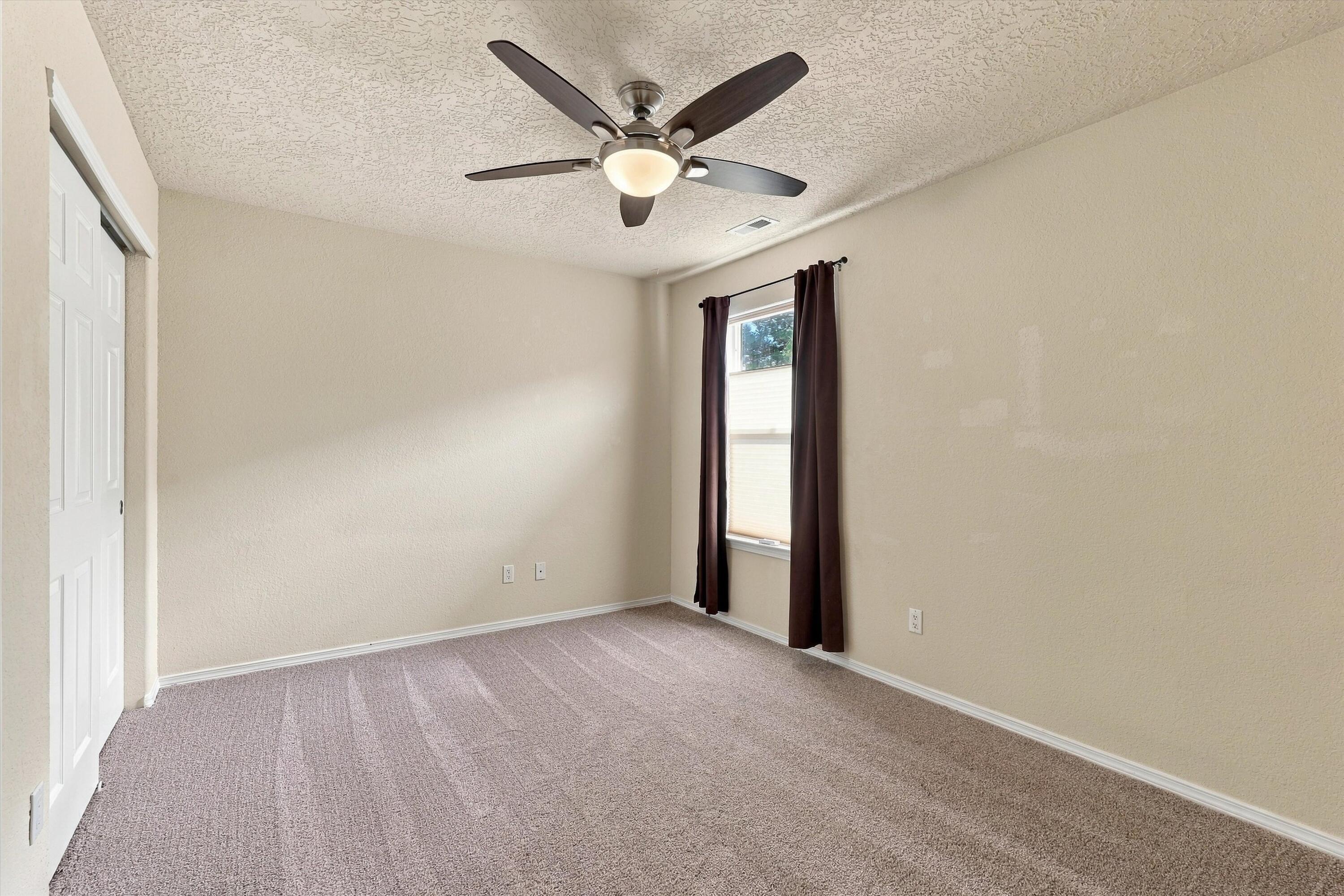 Photo 18 — 9905 Nacimiento Street NW