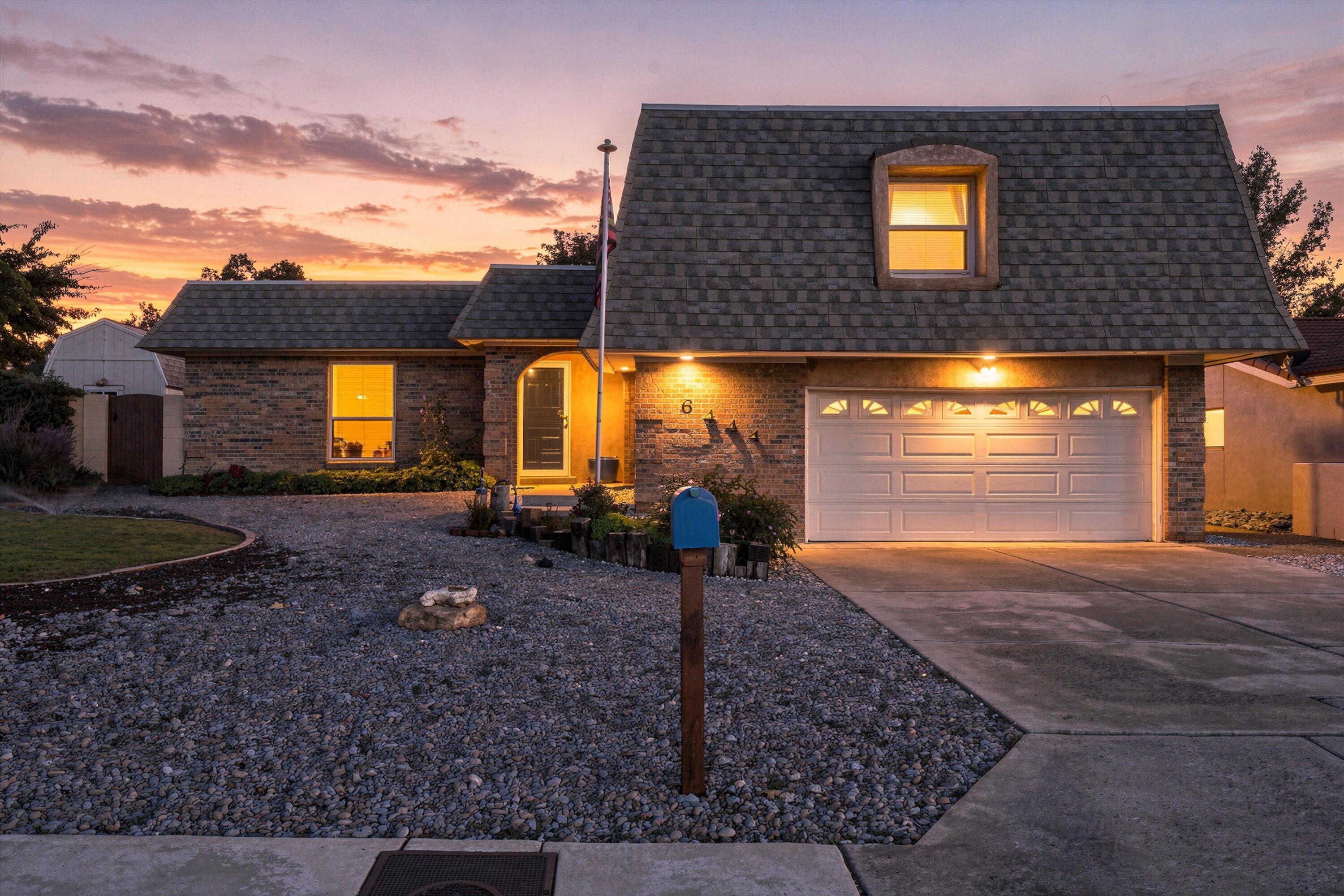 6444 Esther Avenue NE, Albuquerque, NM 87109