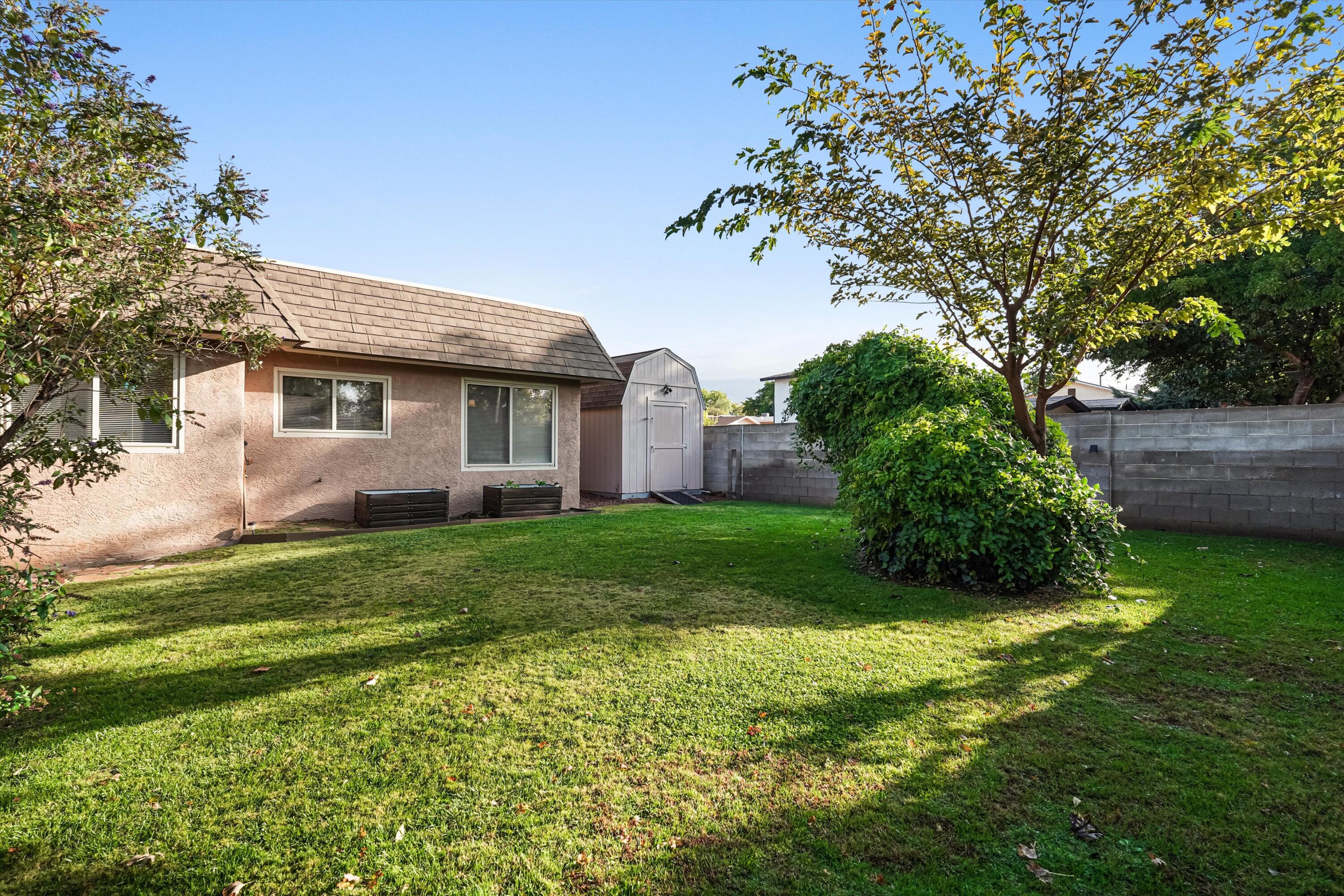 Photo 19 — 6444 Esther Avenue NE