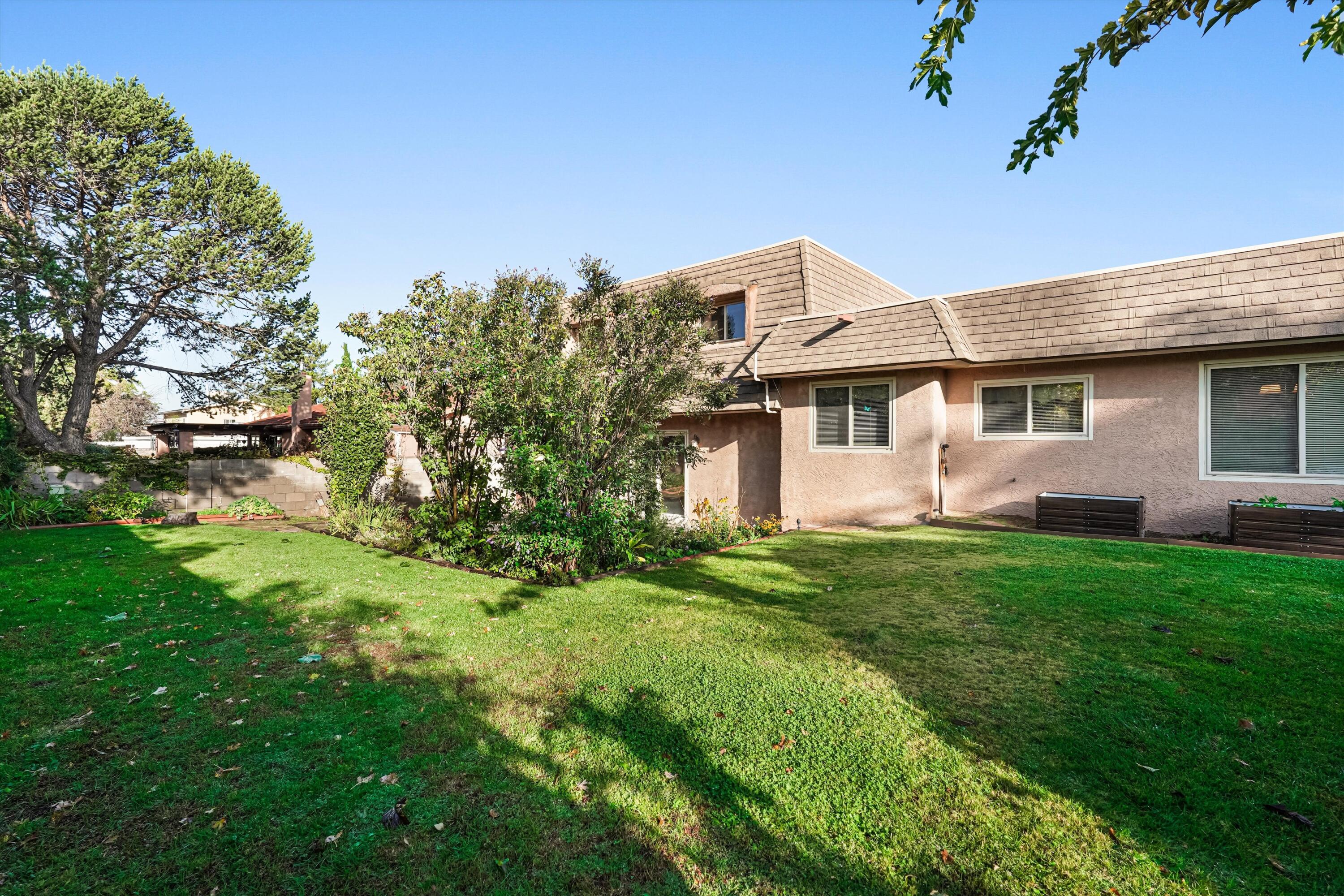 Photo 20 — 6444 Esther Avenue NE
