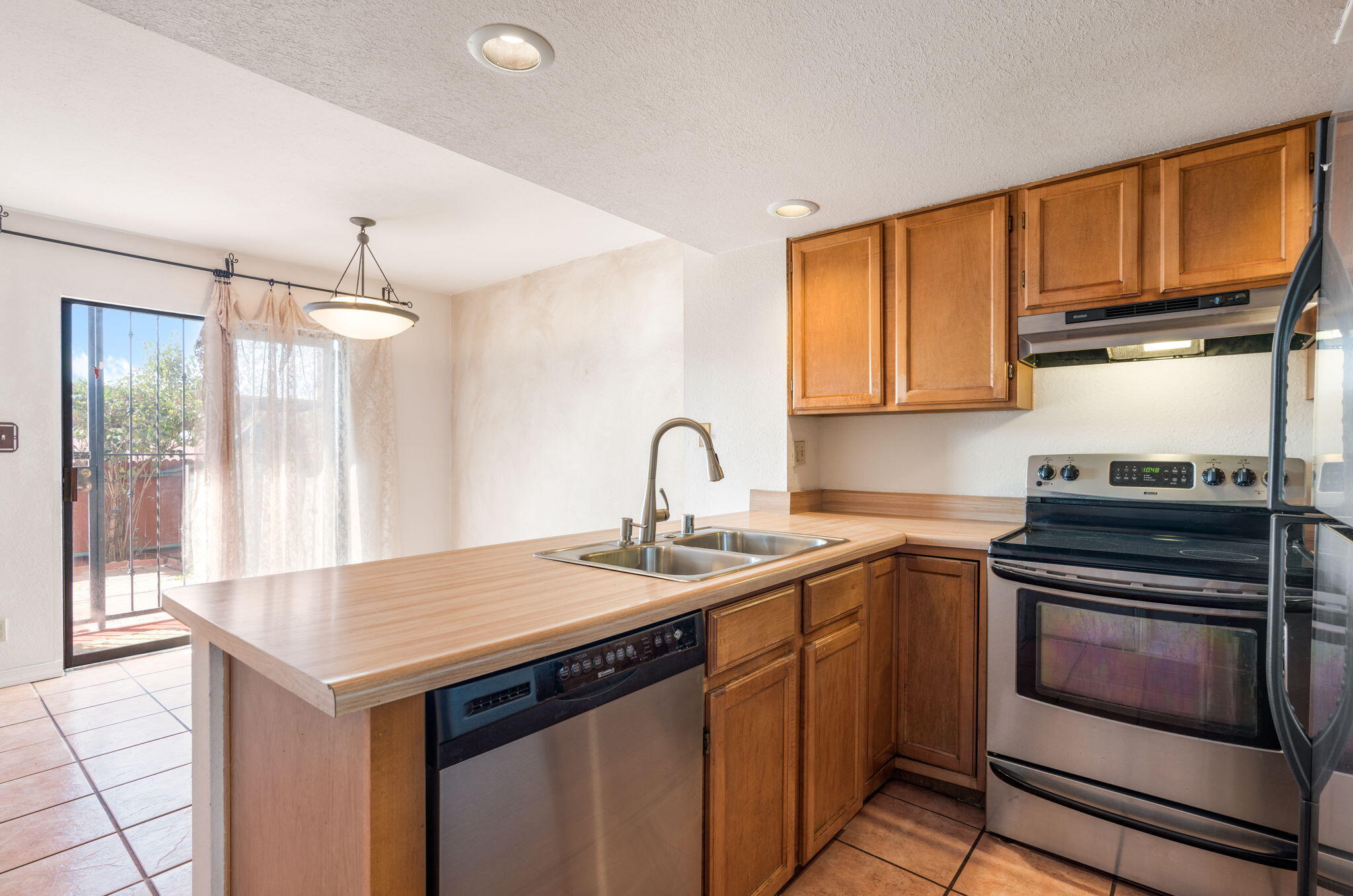 Photo 11 — 3301 Monroe Street NE UNIT L125