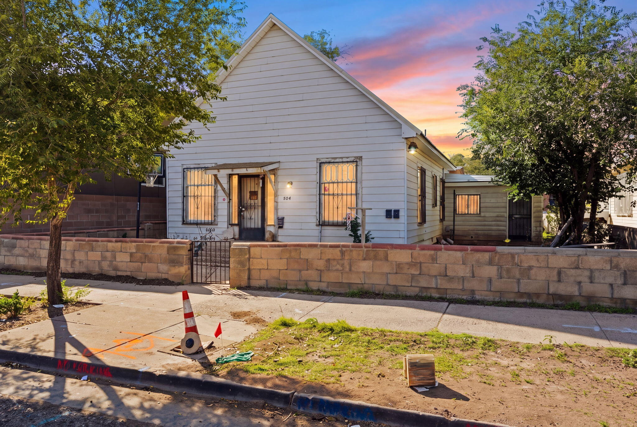 504 Marble Avenue NW