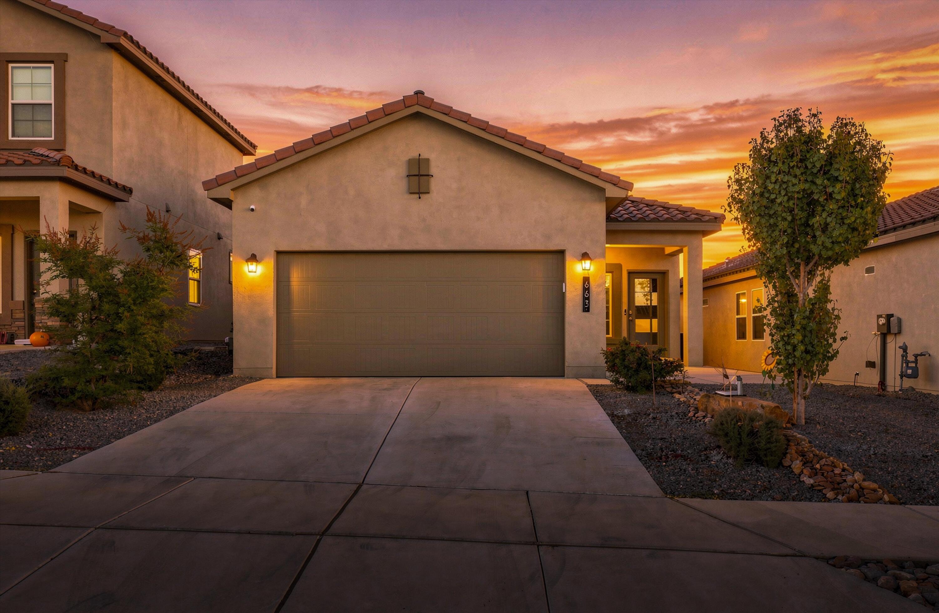 663 Turmalina Drive SE, Rio Rancho, NM 87124