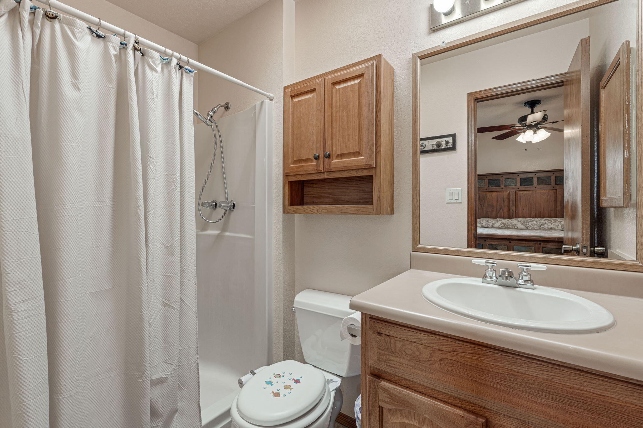 Photo 16 — 6545 Keeling Street NW
