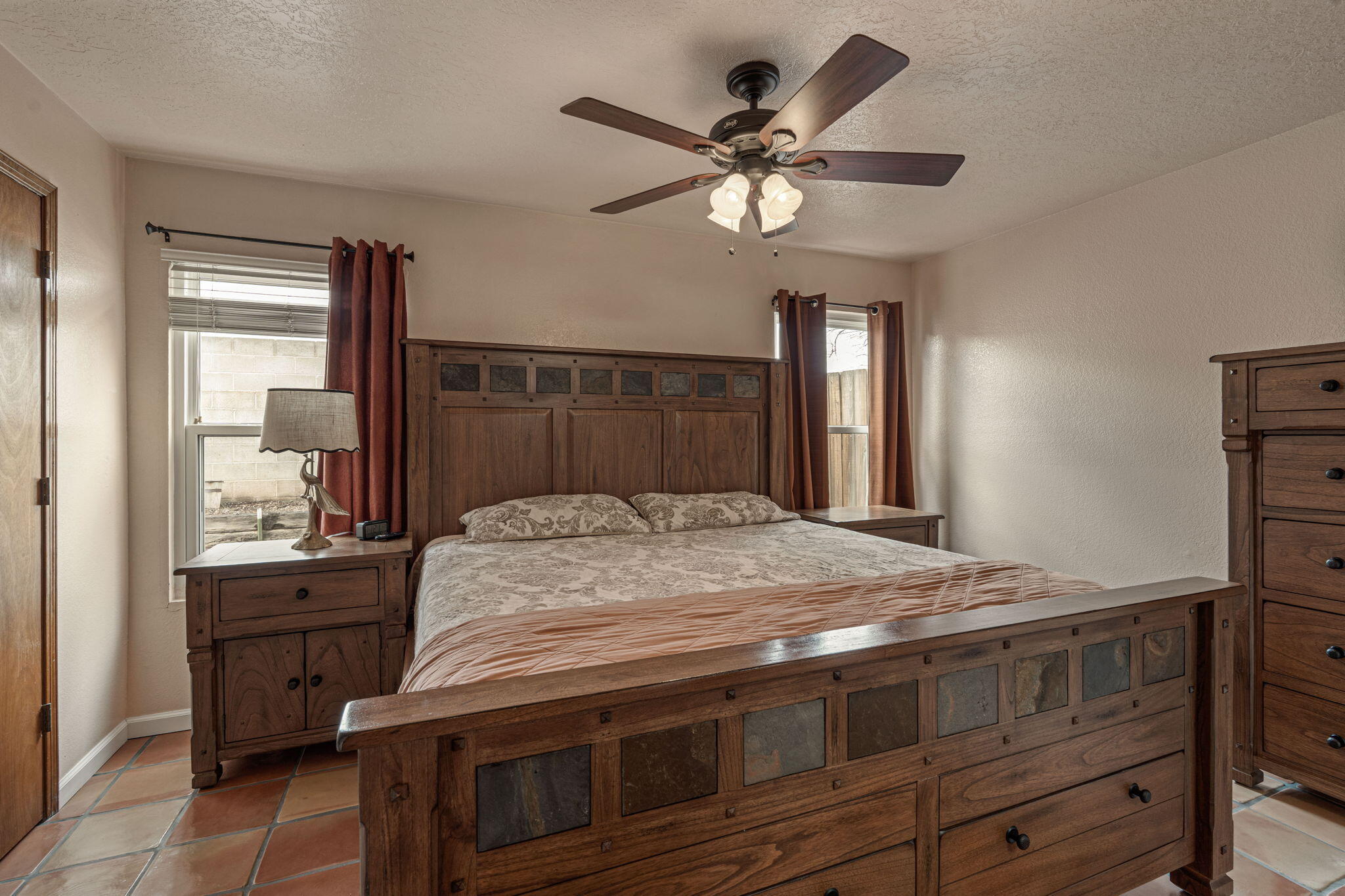 Photo 5 — 6545 Keeling Street NW