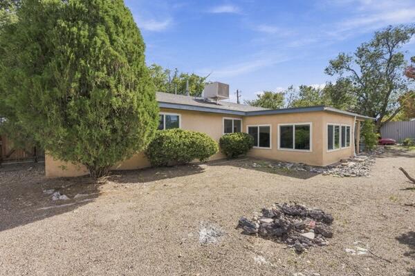 Photo 2 — 2417 Vista Grande Drive NW