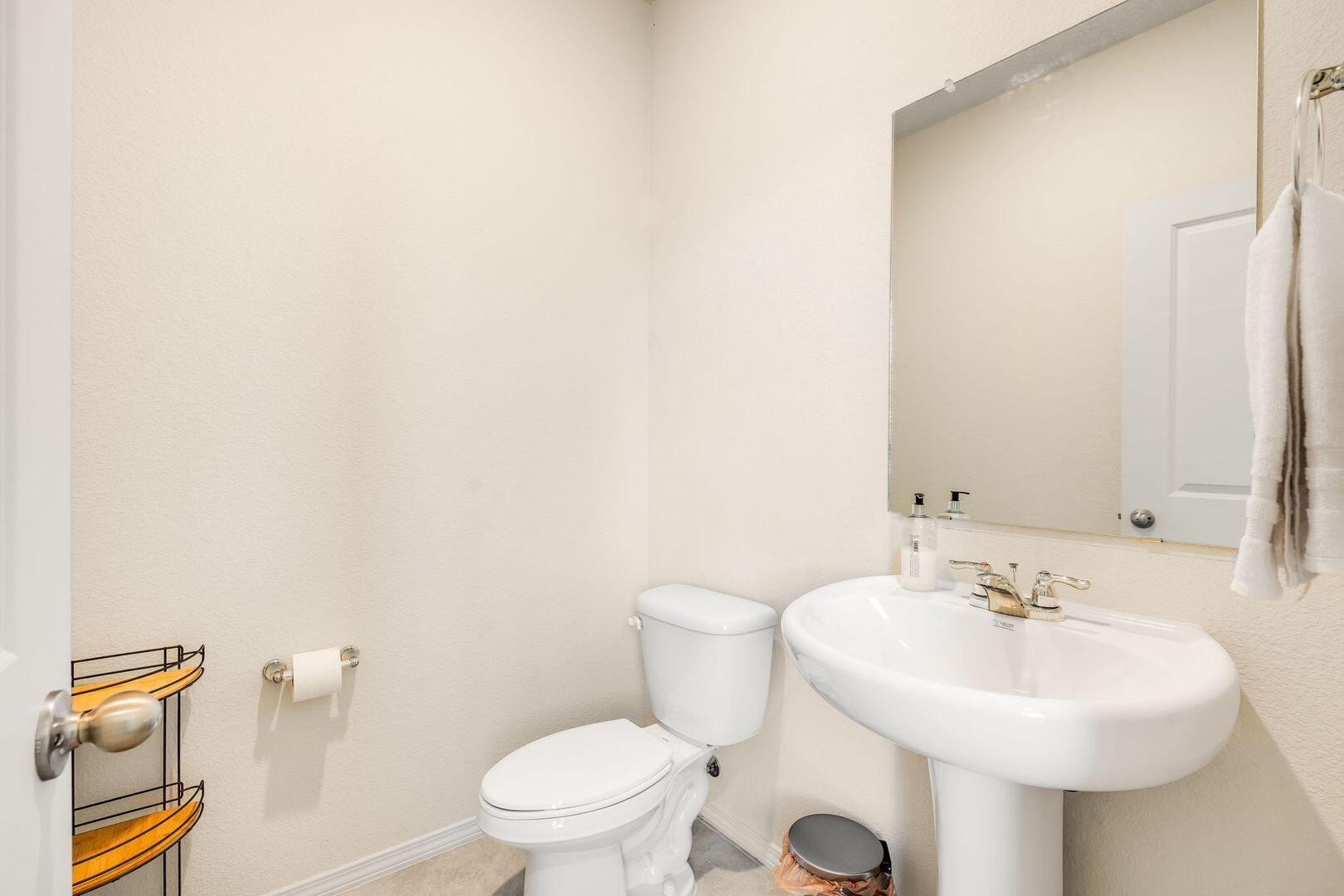 Photo 5 — 1504 Woods Street