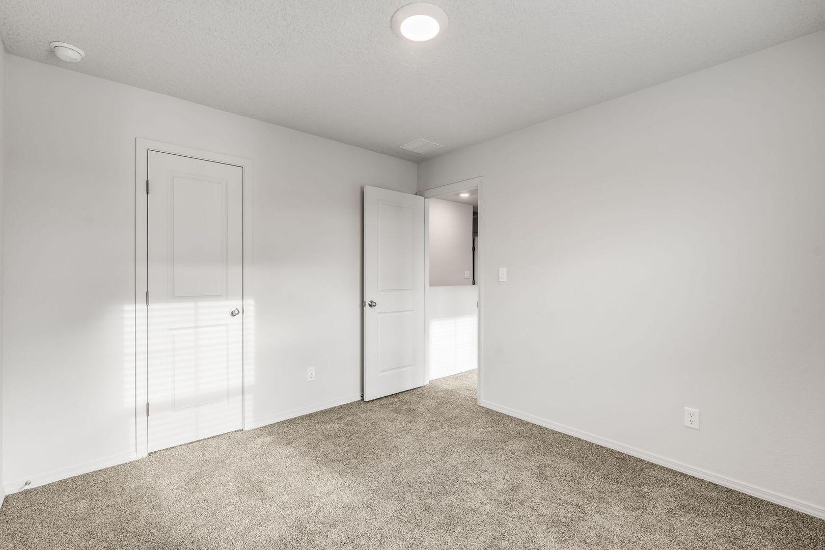 Photo 7 — 1504 Woods Street
