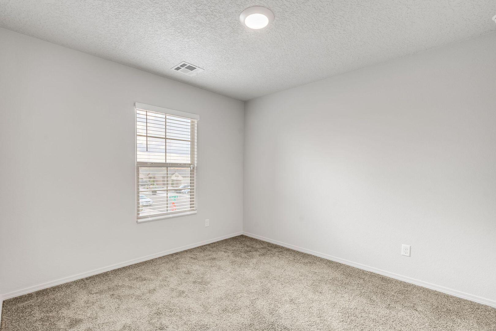 Photo 8 — 1504 Woods Street