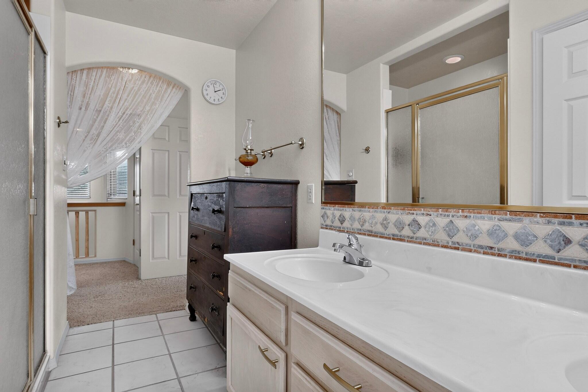 Photo 10 — 5151 Mirada Drive NW