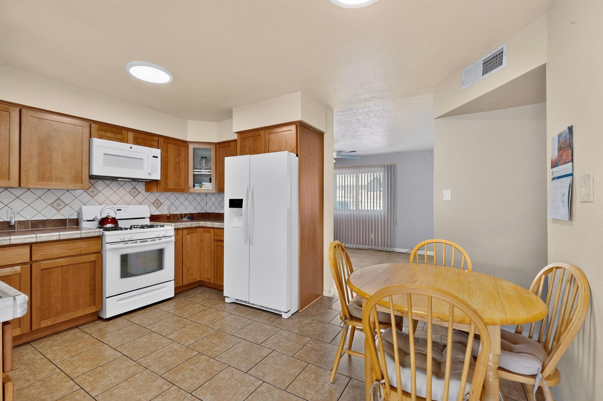 Photo 3 — 9204 Camino San Martin SW