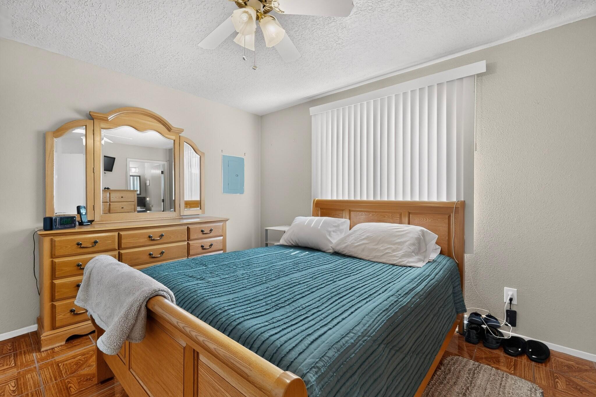 Photo 6 — 9204 Camino San Martin SW