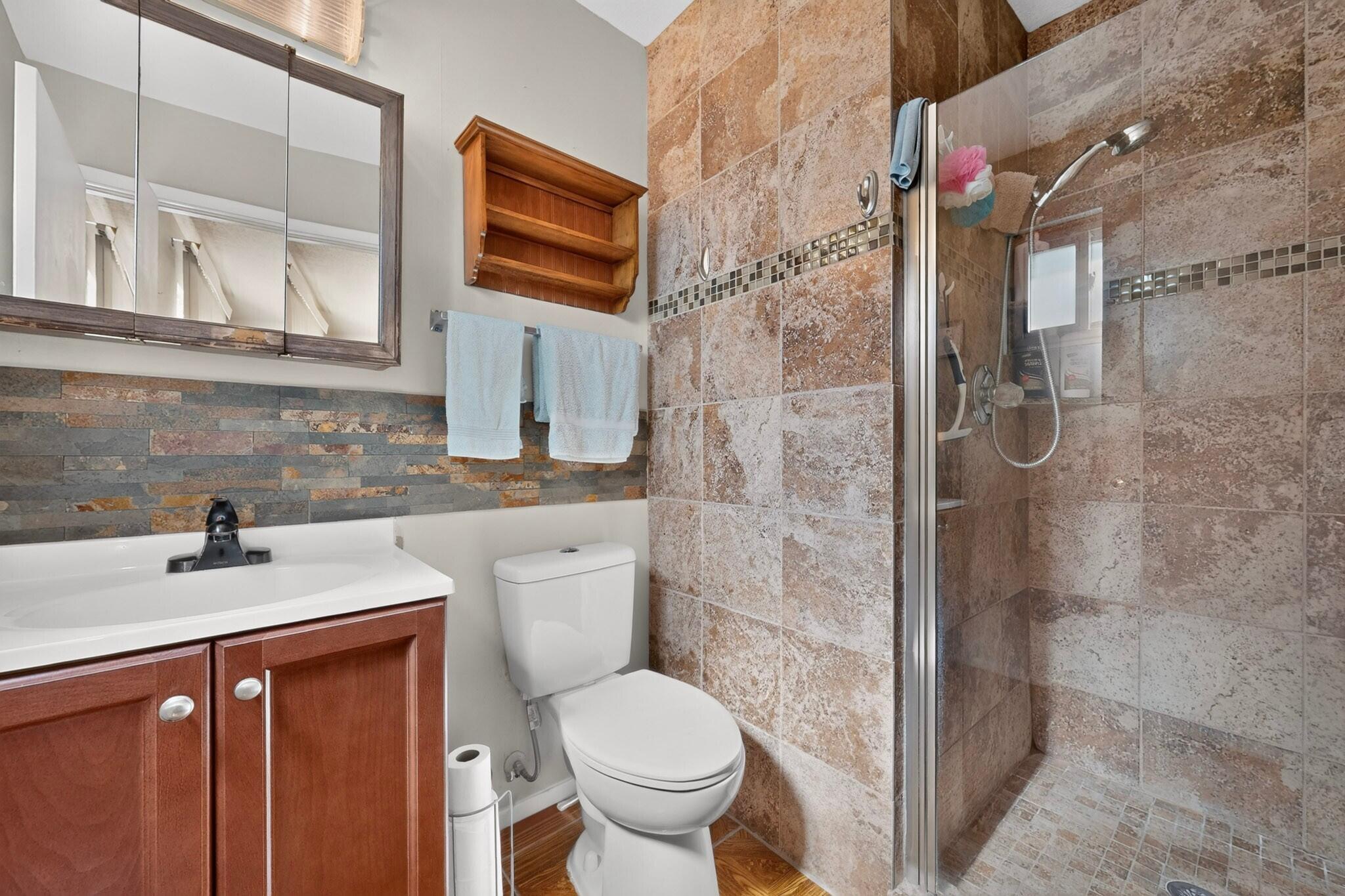 Photo 10 — 9204 Camino San Martin SW