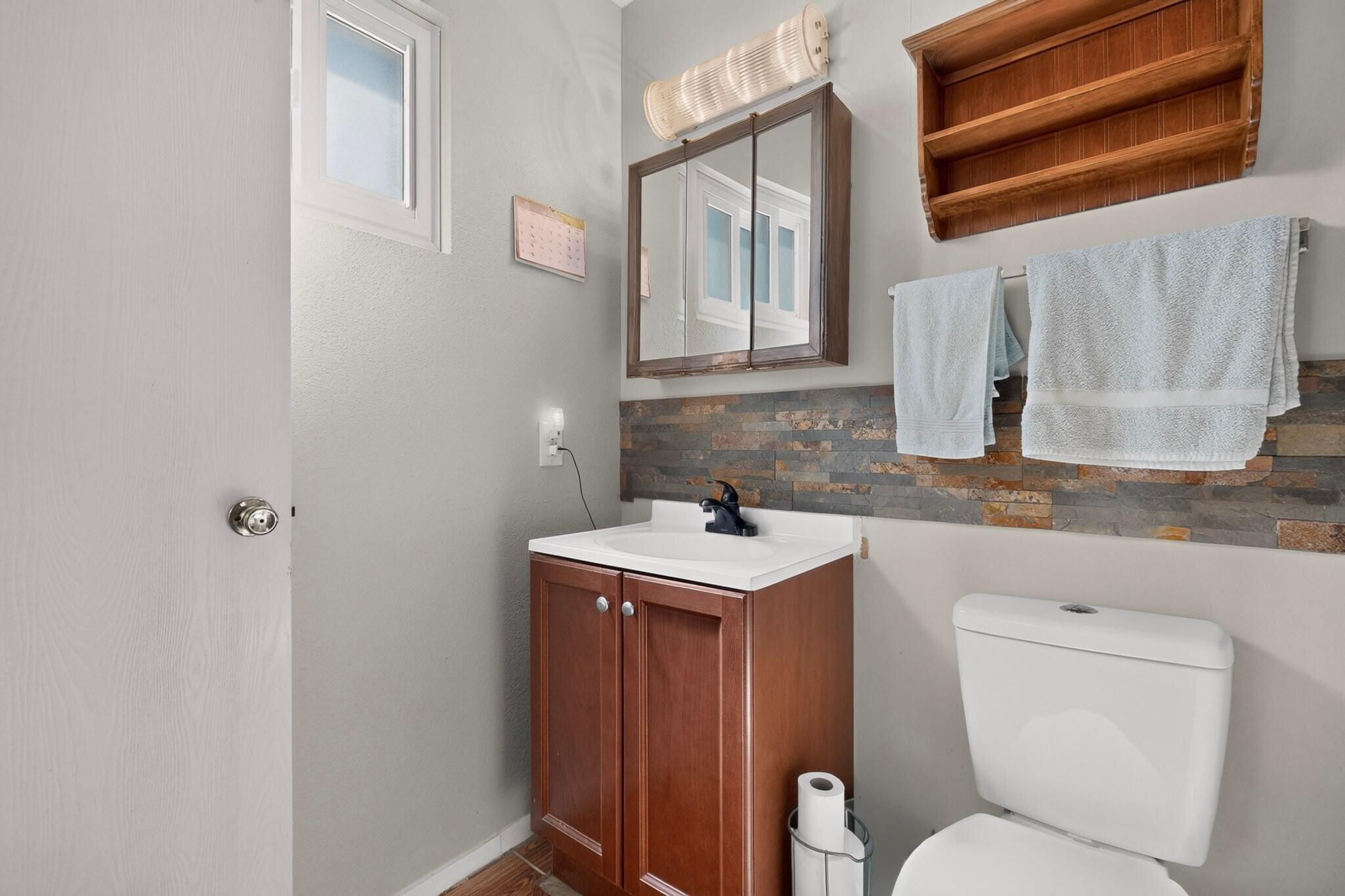 Photo 11 — 9204 Camino San Martin SW