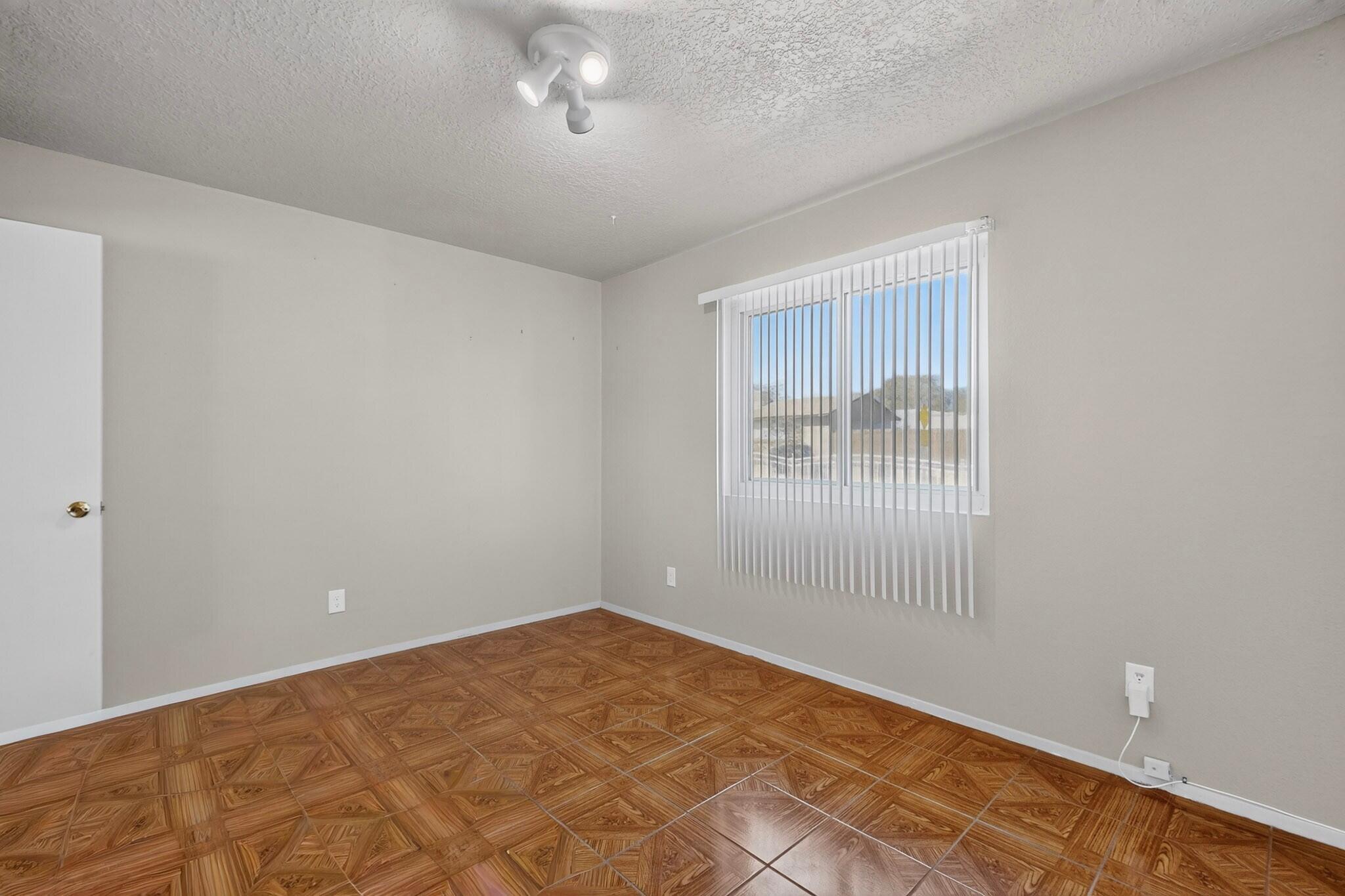 Photo 13 — 9204 Camino San Martin SW