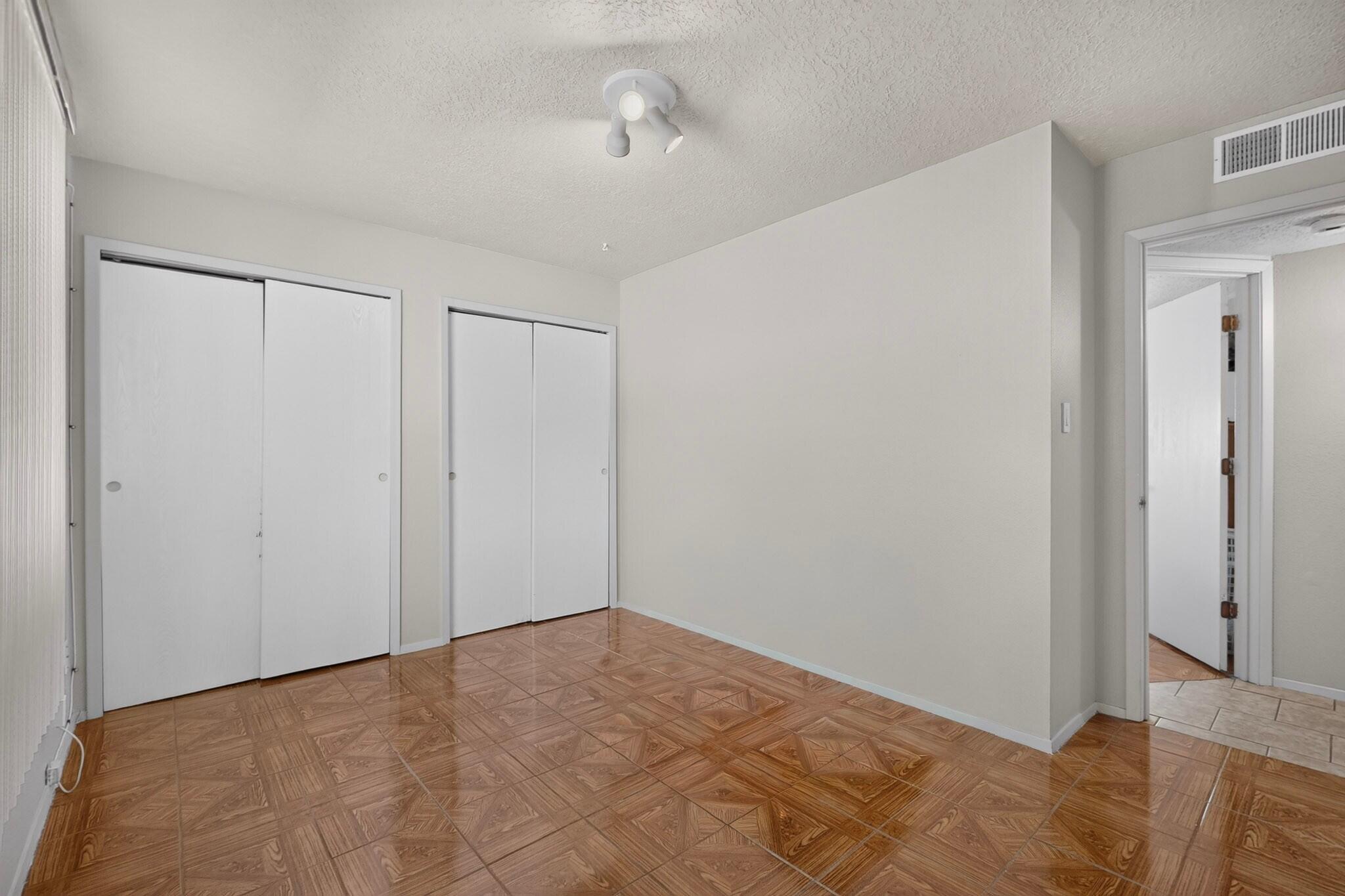 Photo 14 — 9204 Camino San Martin SW