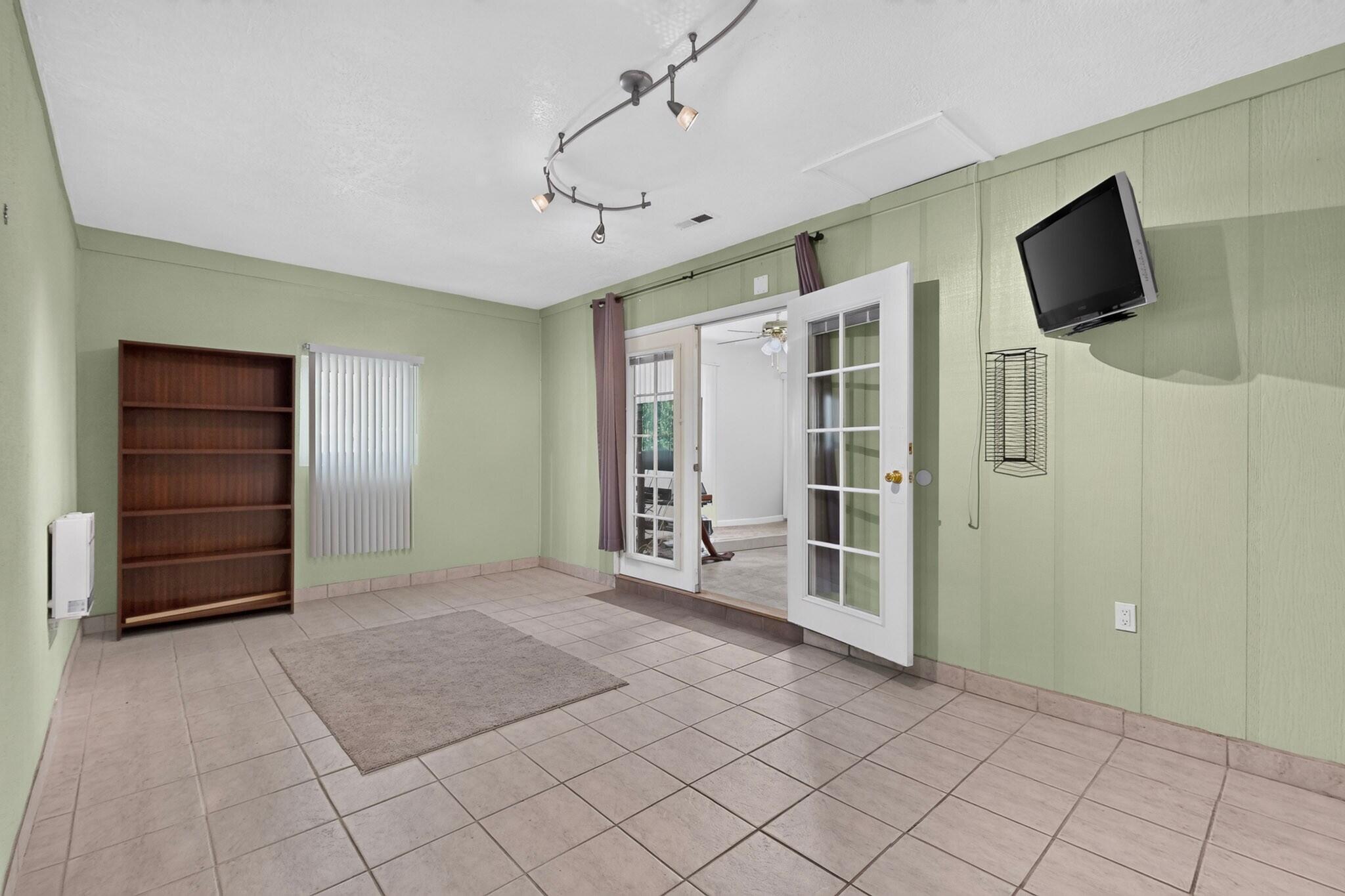 Photo 19 — 9204 Camino San Martin SW
