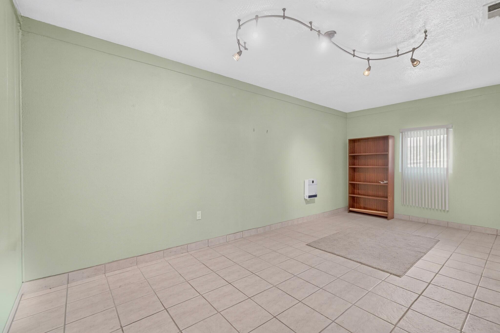 Photo 20 — 9204 Camino San Martin SW