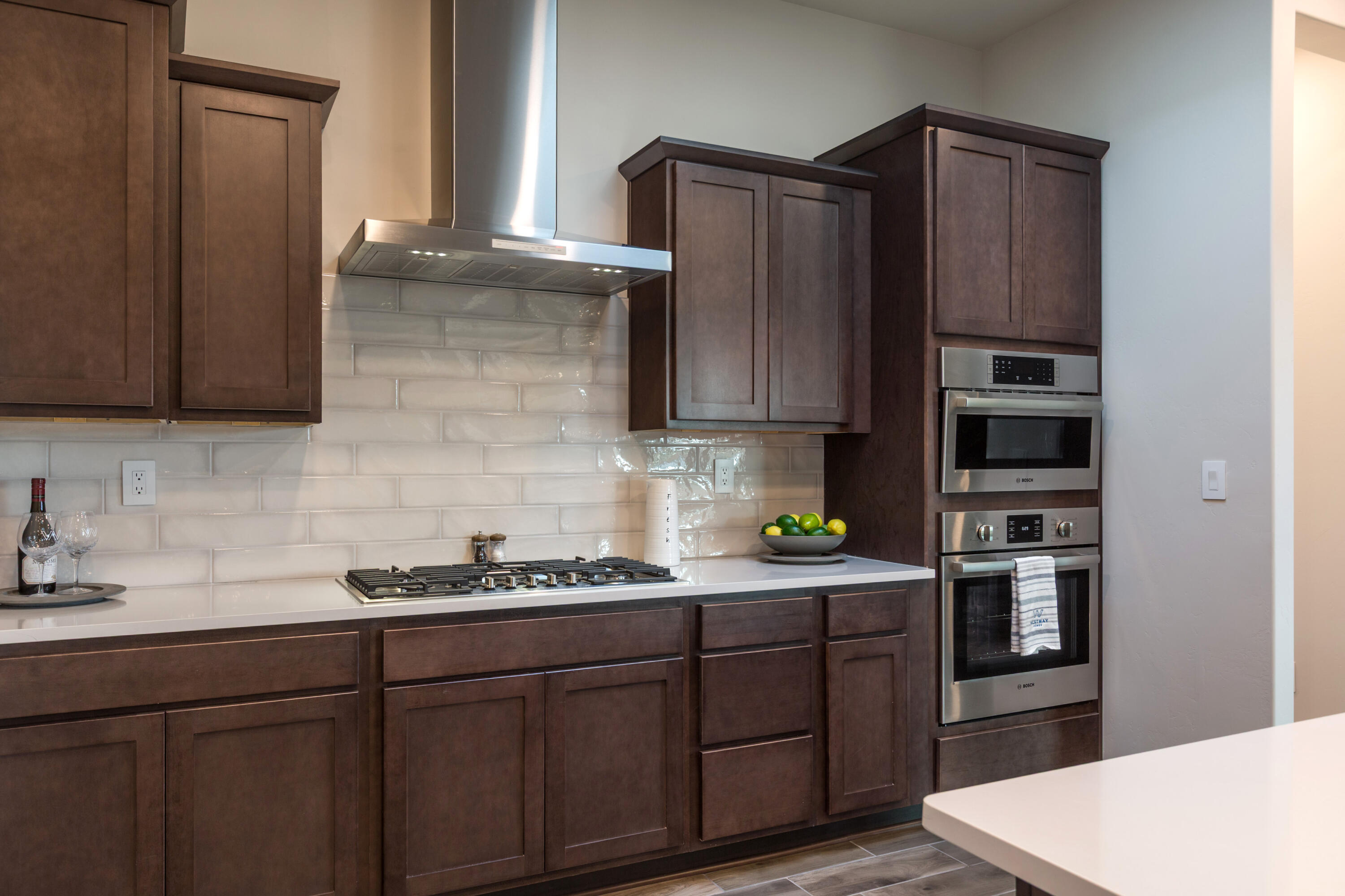 Photo 20 — 5900 Kennard Road NE