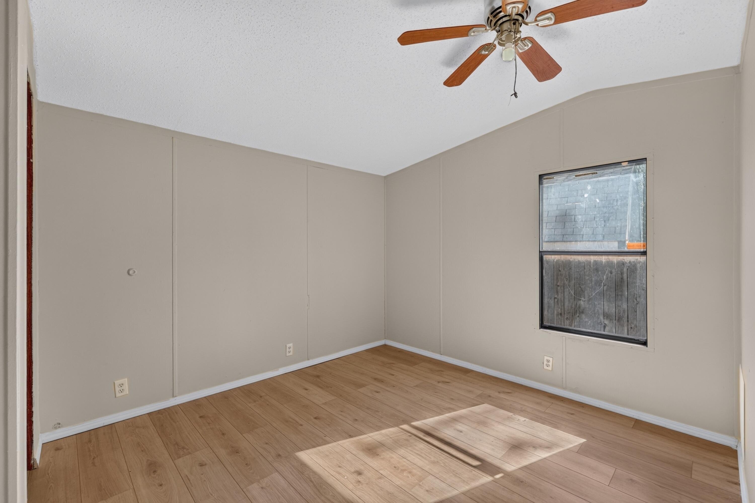 Photo 12 — 500 Tyler Road NE TRLR 33