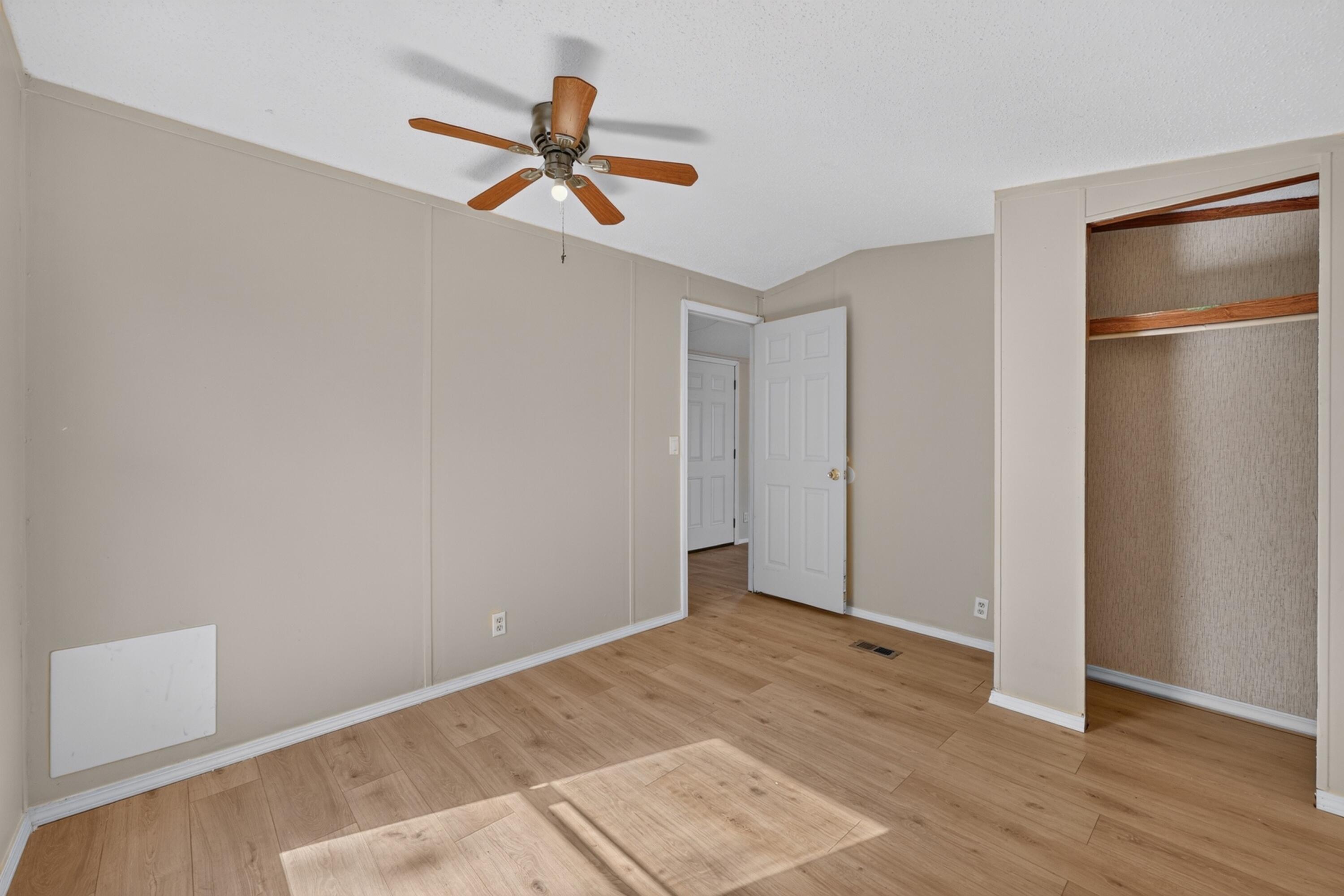 Photo 13 — 500 Tyler Road NE TRLR 33