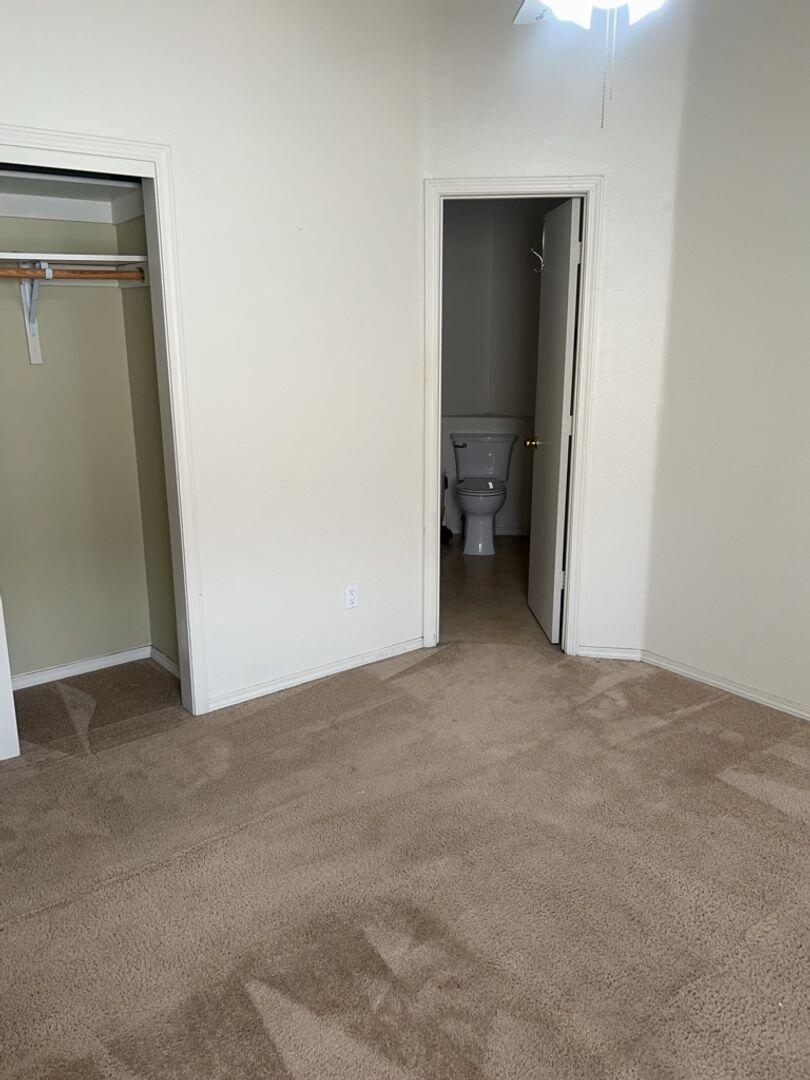 Photo 5 — 7817 Louisiana Boulevard NE UNIT 202