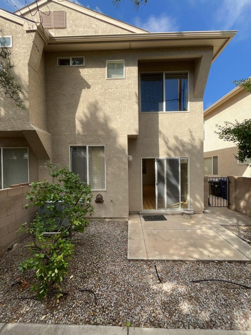 Photo 8 — 7817 Louisiana Boulevard NE UNIT 202
