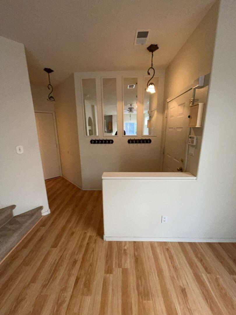 Photo 9 — 7817 Louisiana Boulevard NE UNIT 202