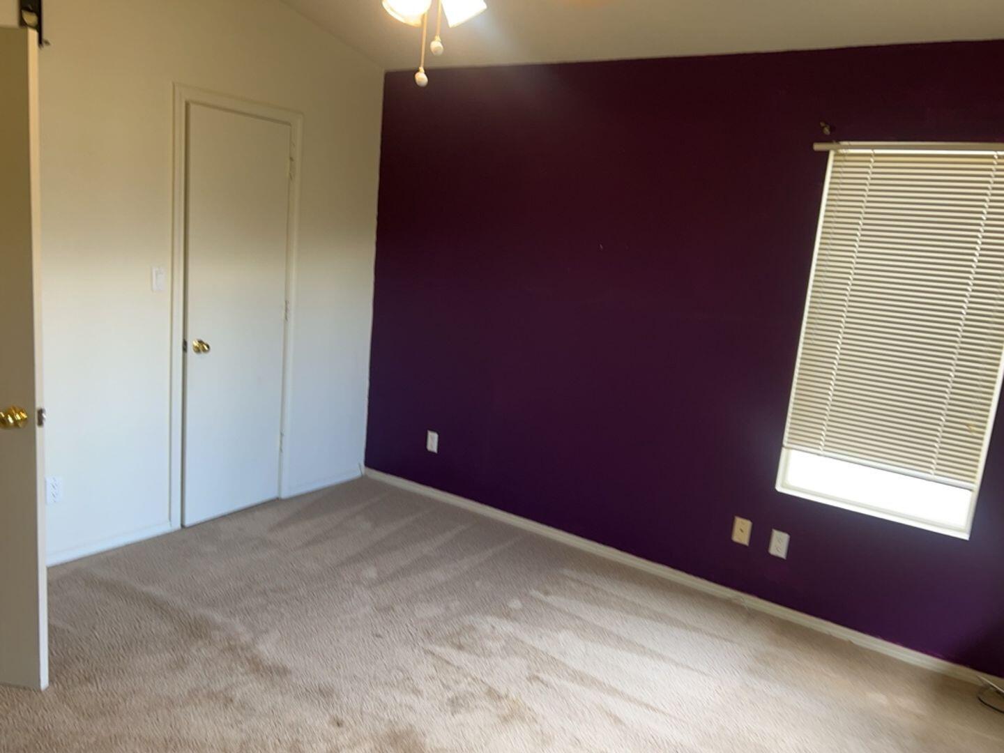 Photo 14 — 7817 Louisiana Boulevard NE UNIT 202