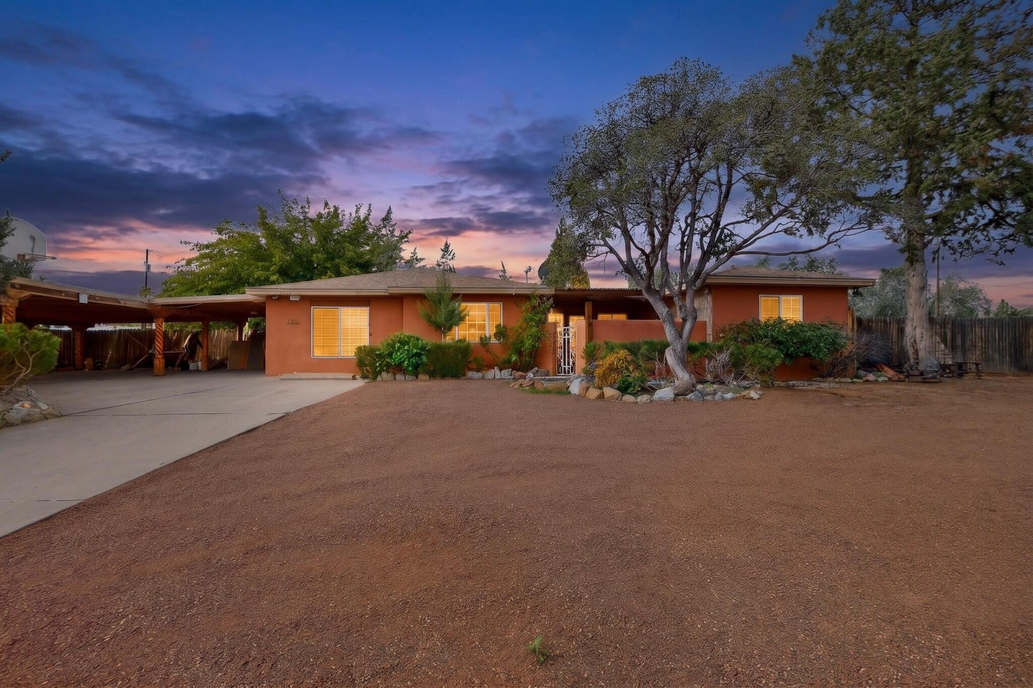 1103 Robin Road SE, Rio Rancho, NM 87124