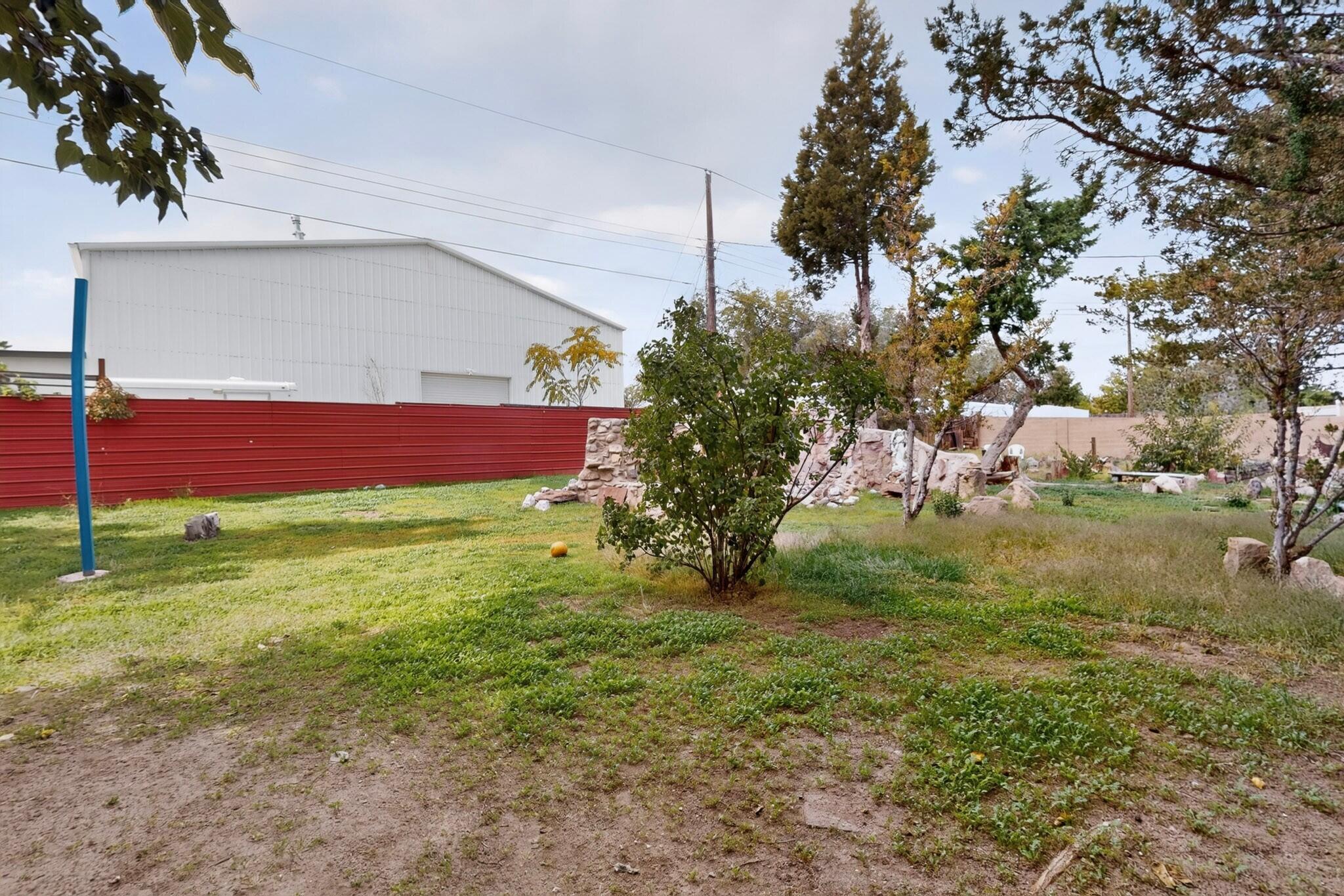 Photo 15 — 1103 Robin Road SE
