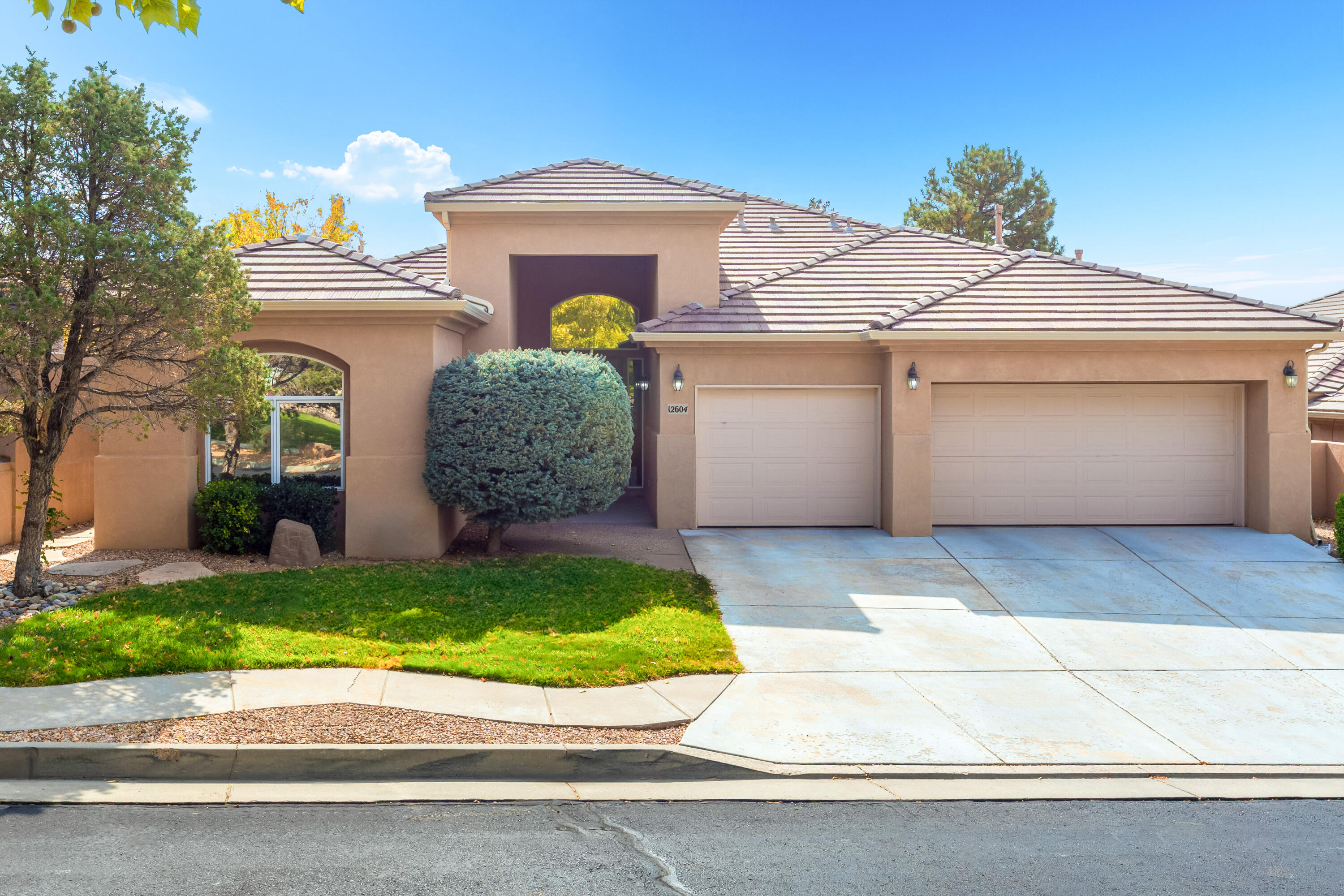 12604 Trillium Trail NE, Albuquerque, NM 87111