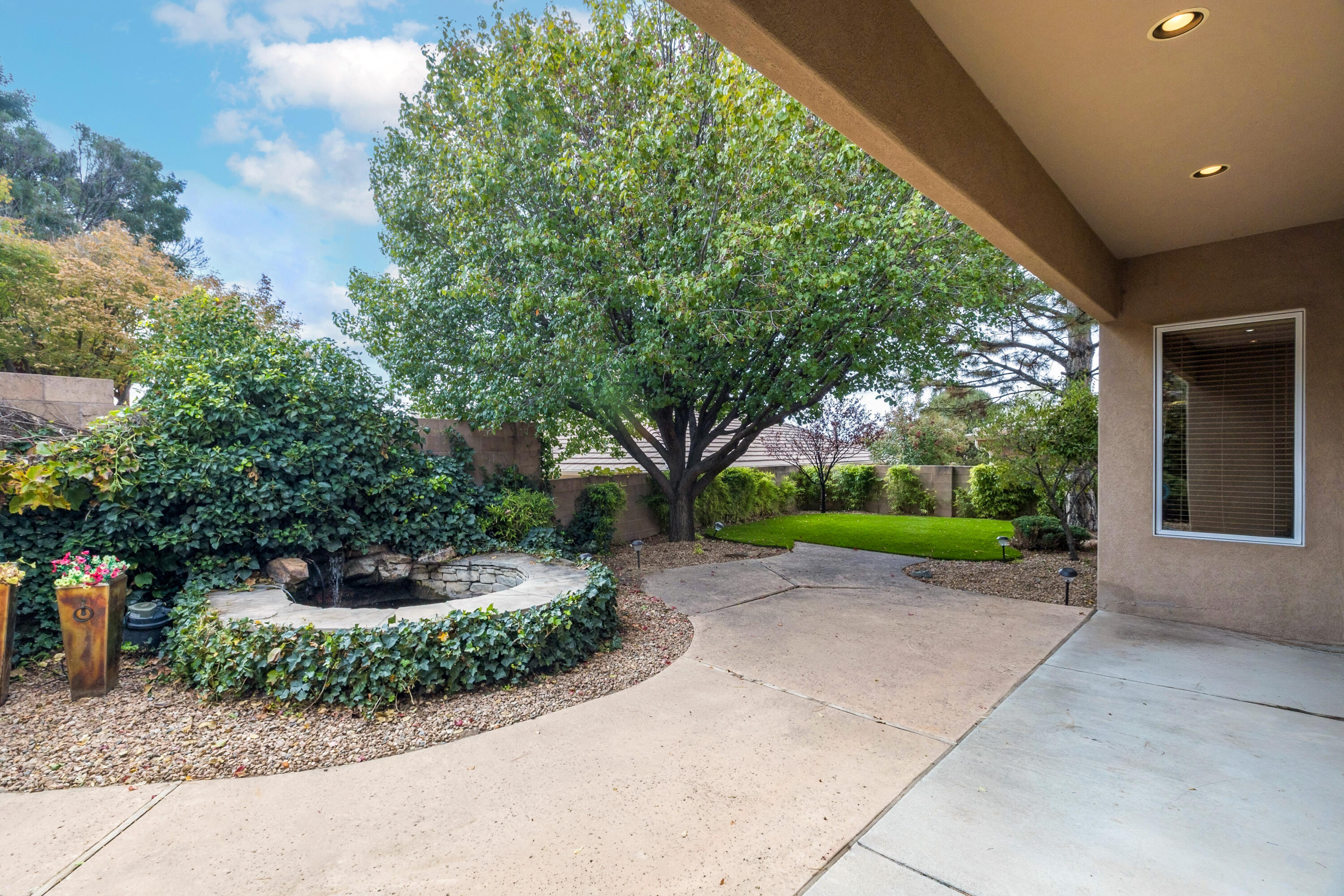 Photo 4 — 12604 Trillium Trail NE