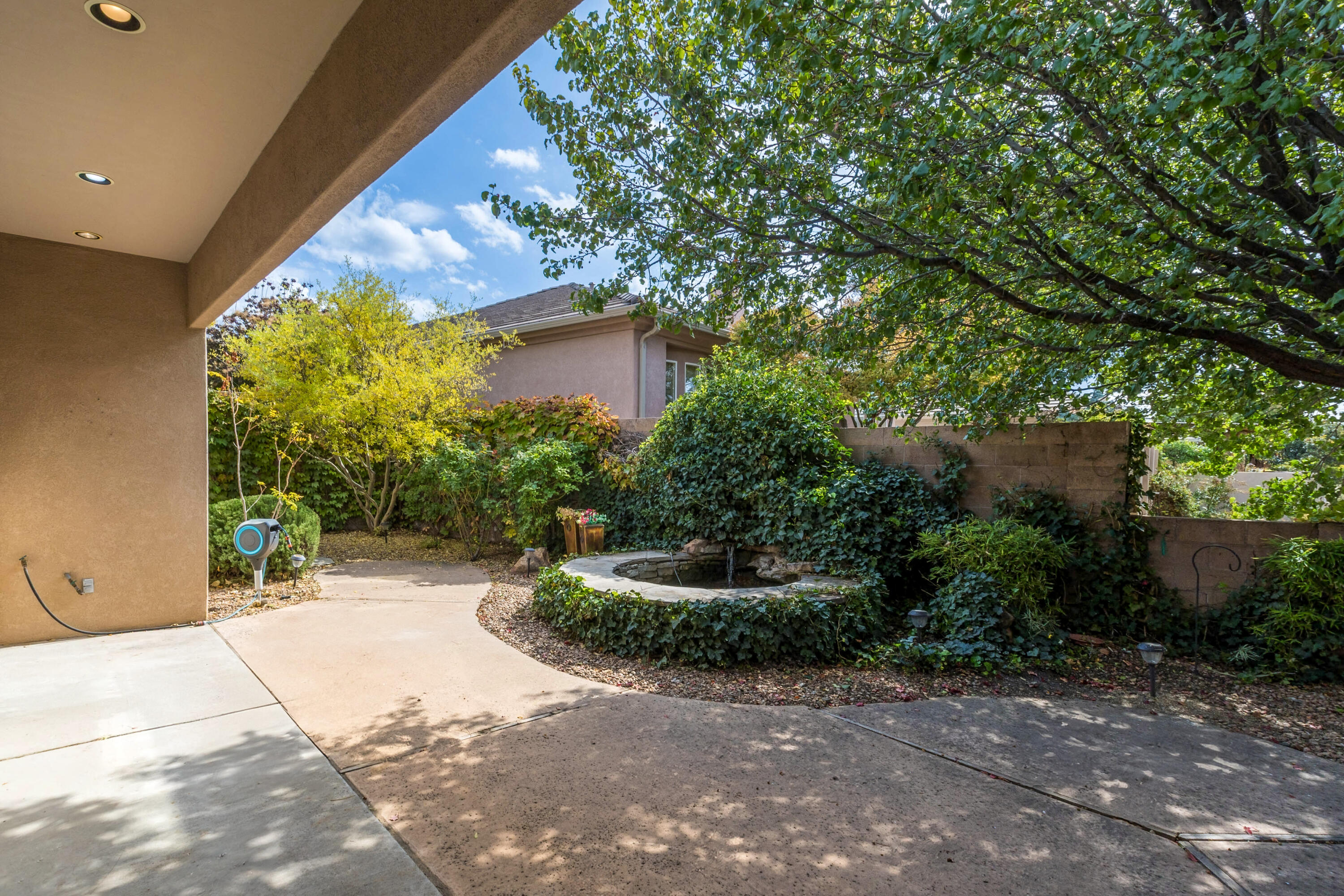 Photo 6 — 12604 Trillium Trail NE