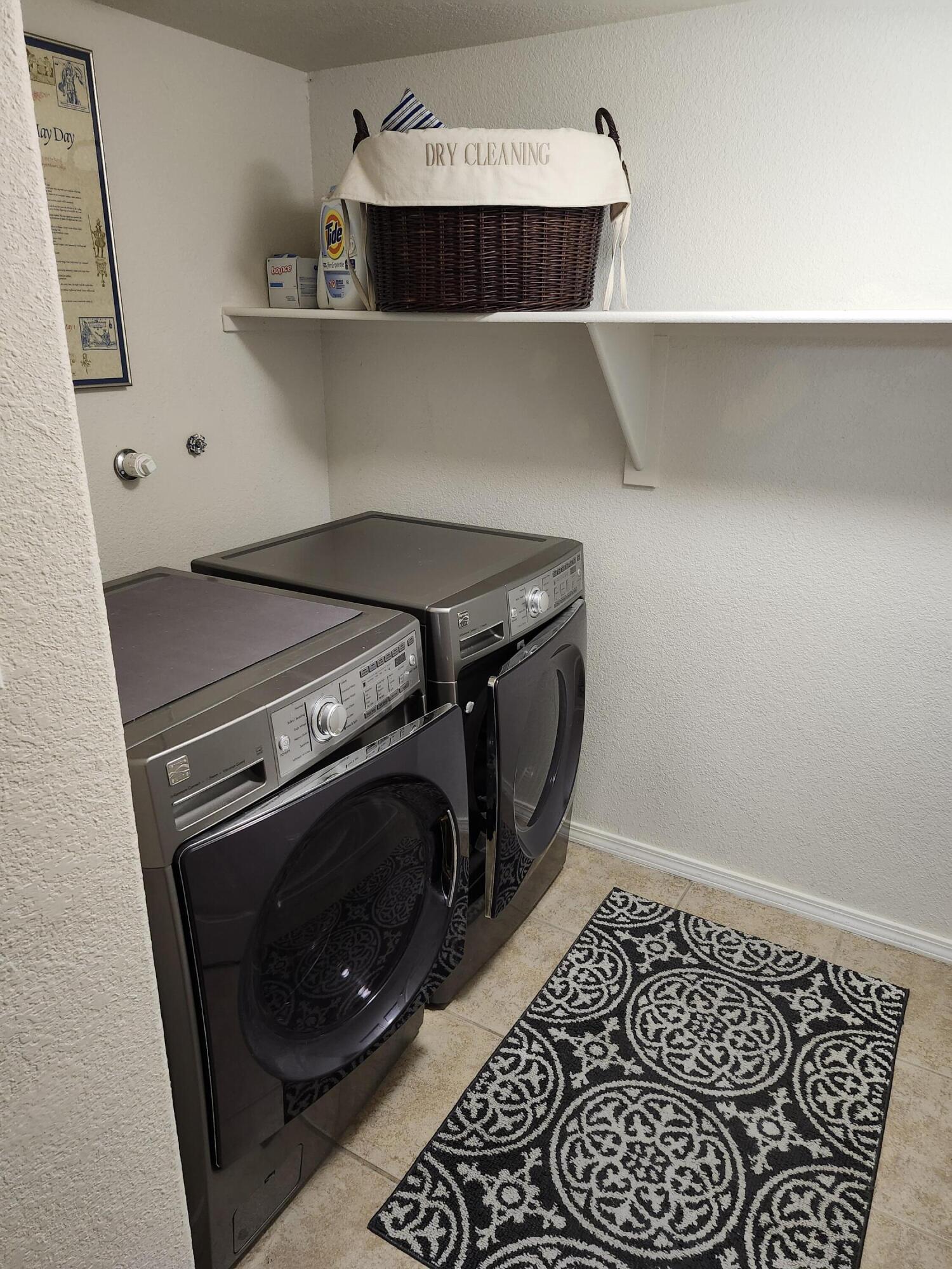 Photo 17 — 7415 Desert Eagle Road NE
