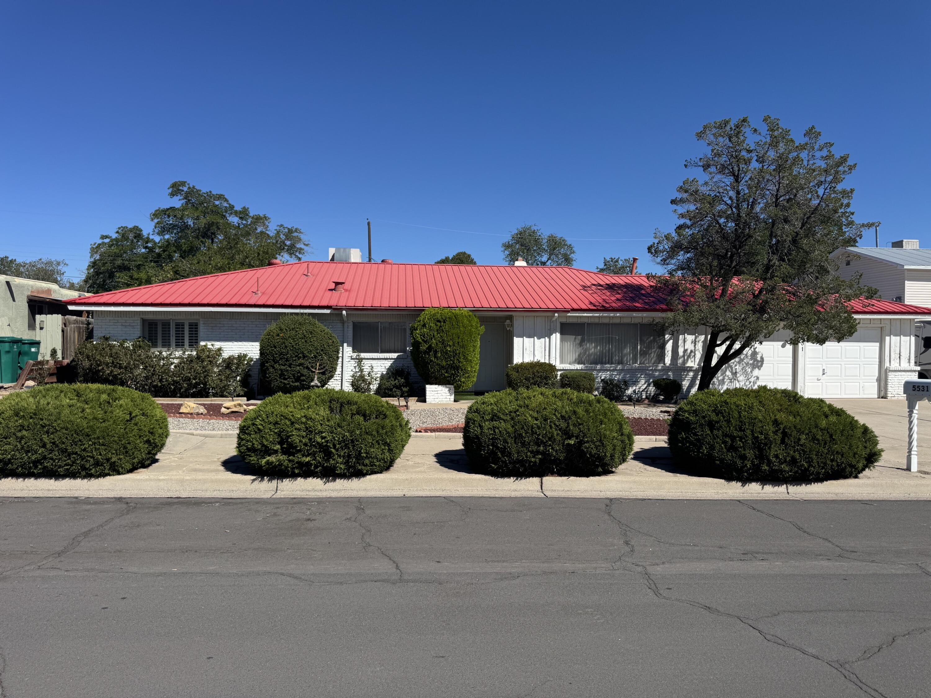 5531 Furman Avenue NW, Albuquerque, NM 87114