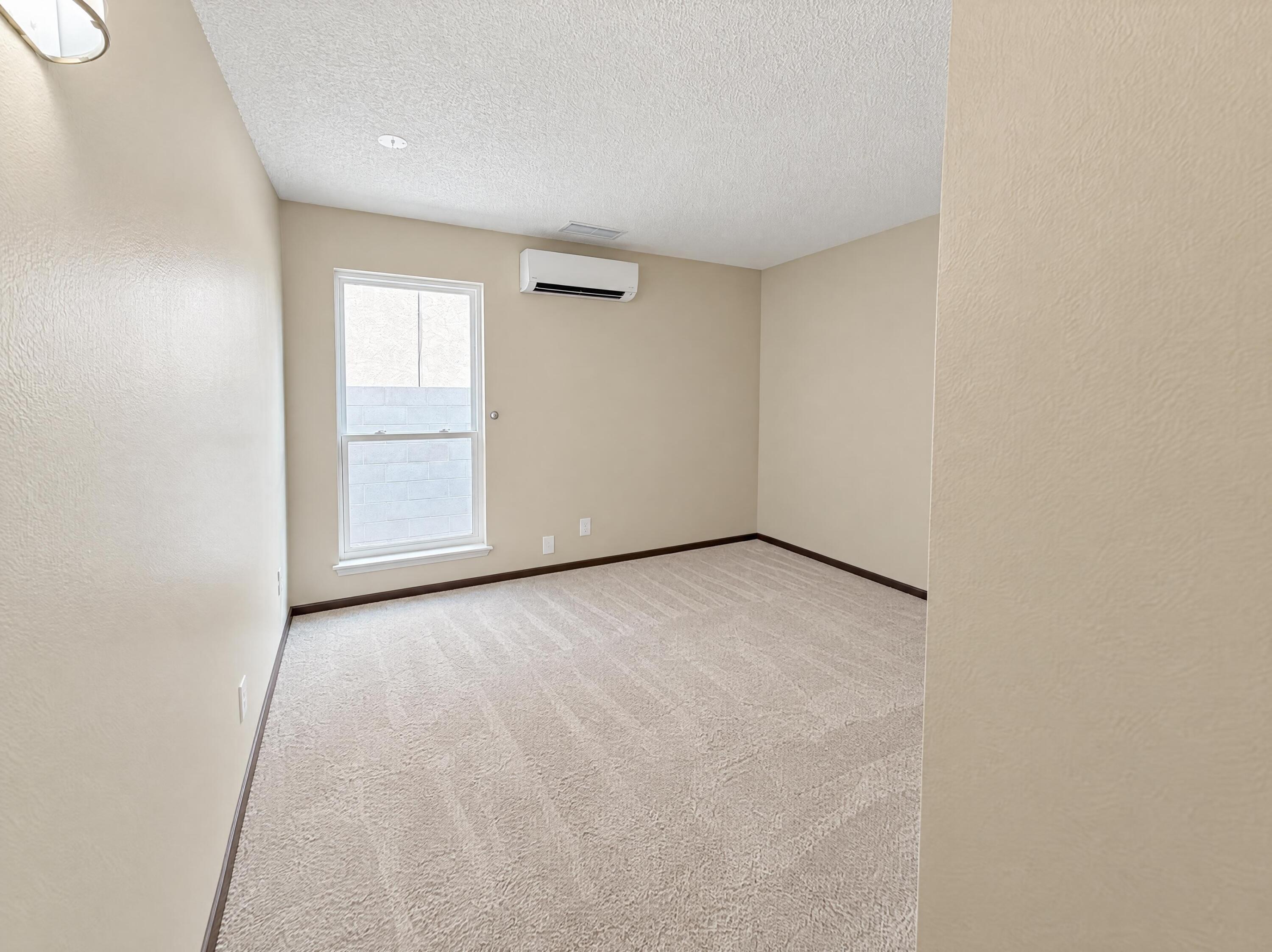 Photo 12 — 10336 Karen Avenue NE
