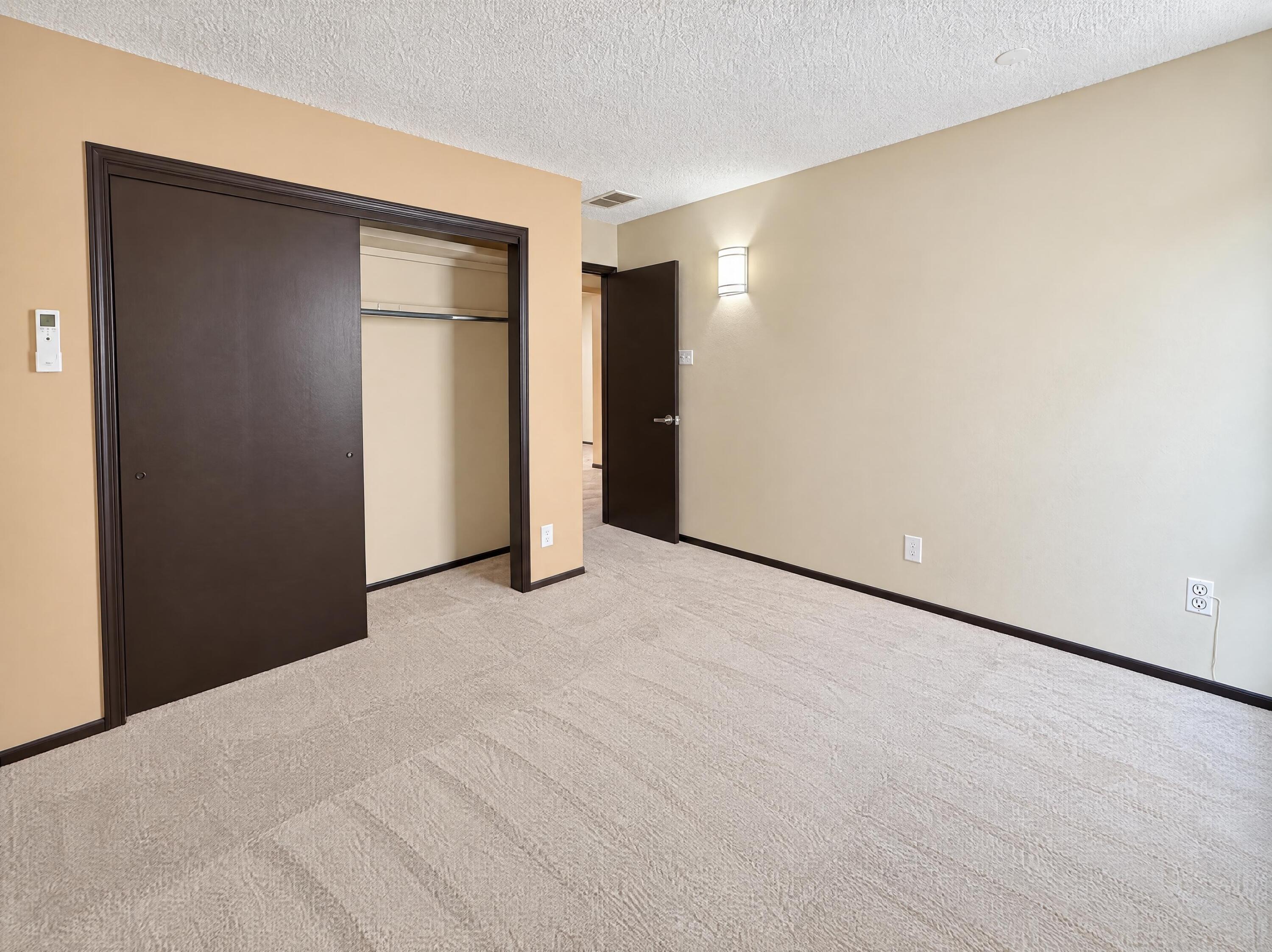 Photo 11 — 10336 Karen Avenue NE