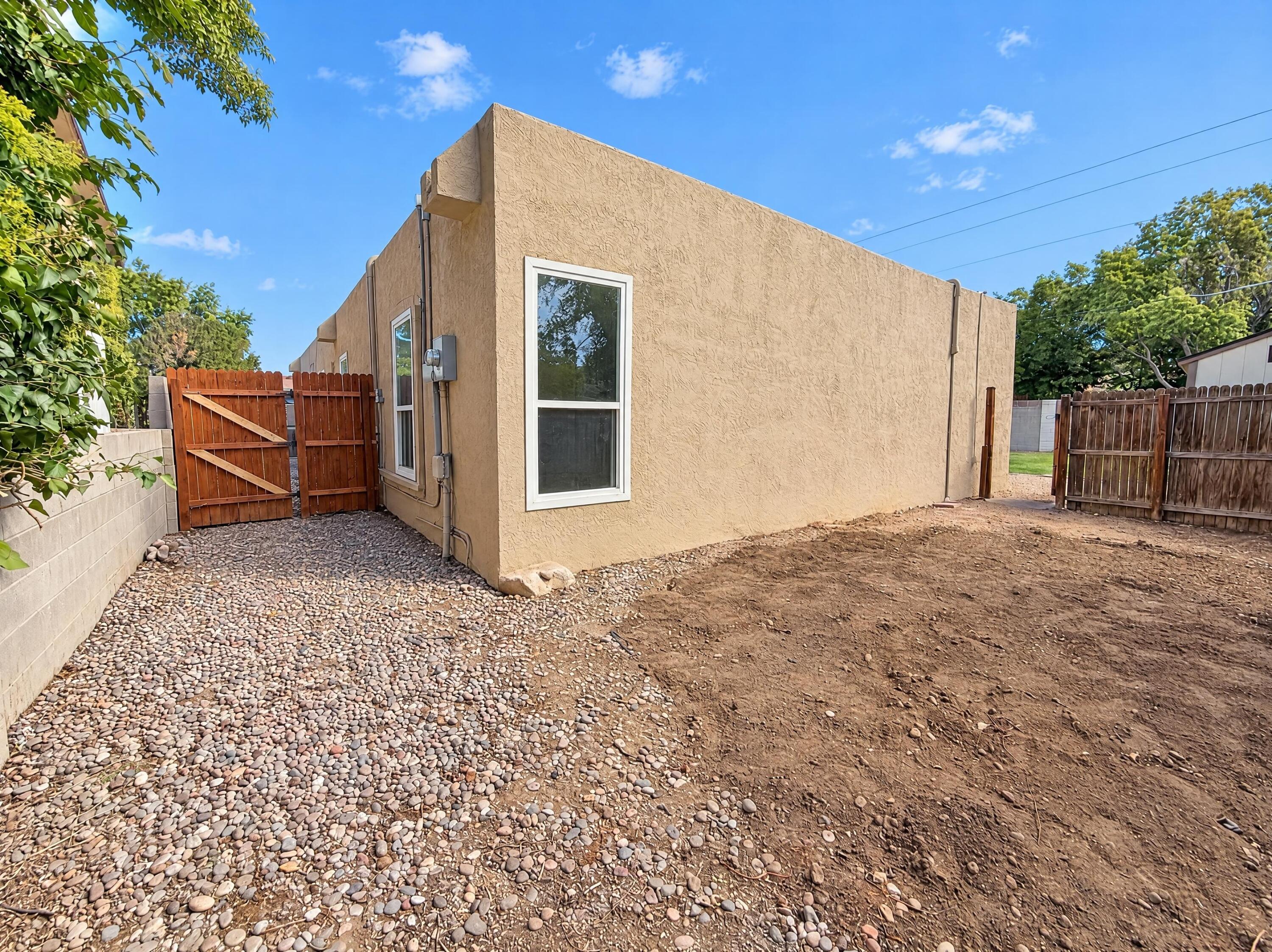 Photo 3 — 10336 Karen Avenue NE