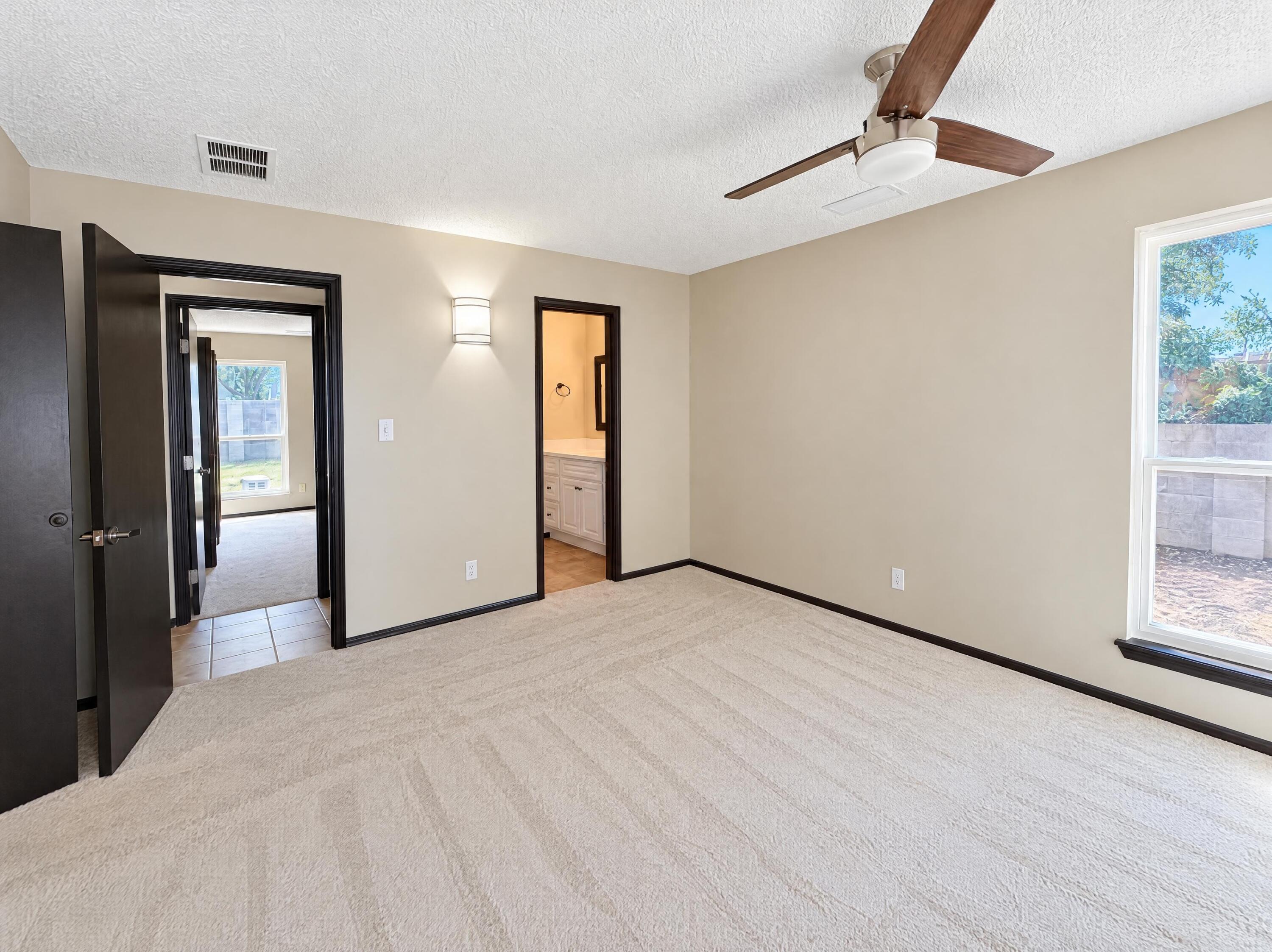 Photo 17 — 10336 Karen Avenue NE