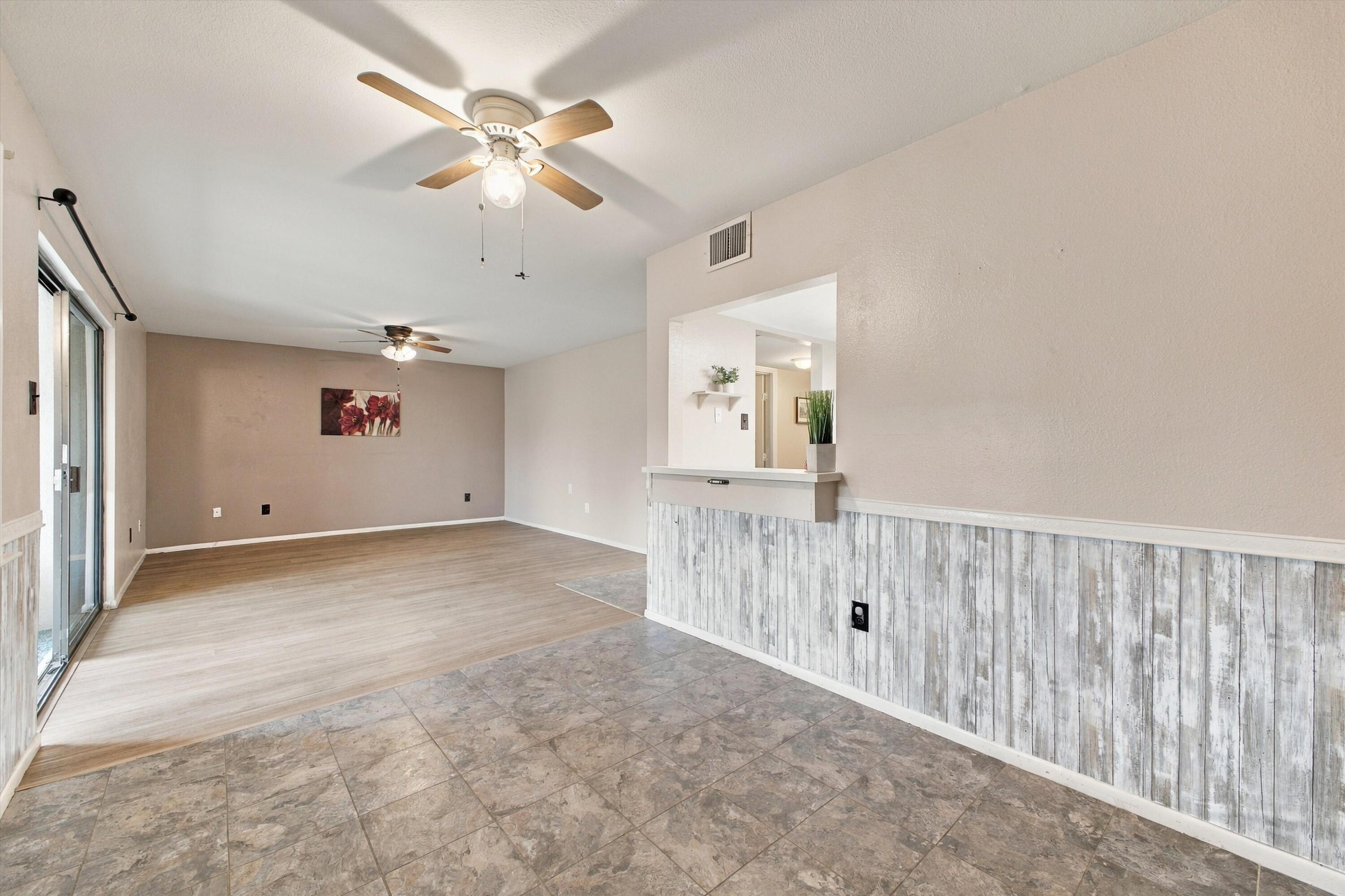 Photo 14 — 901 Country Club Drive SE APT B