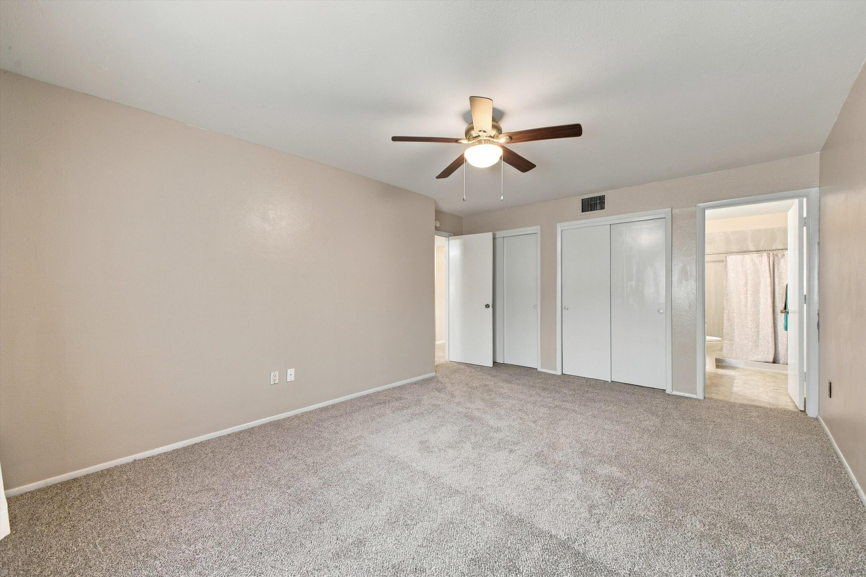 Photo 13 — 901 Country Club Drive SE APT B