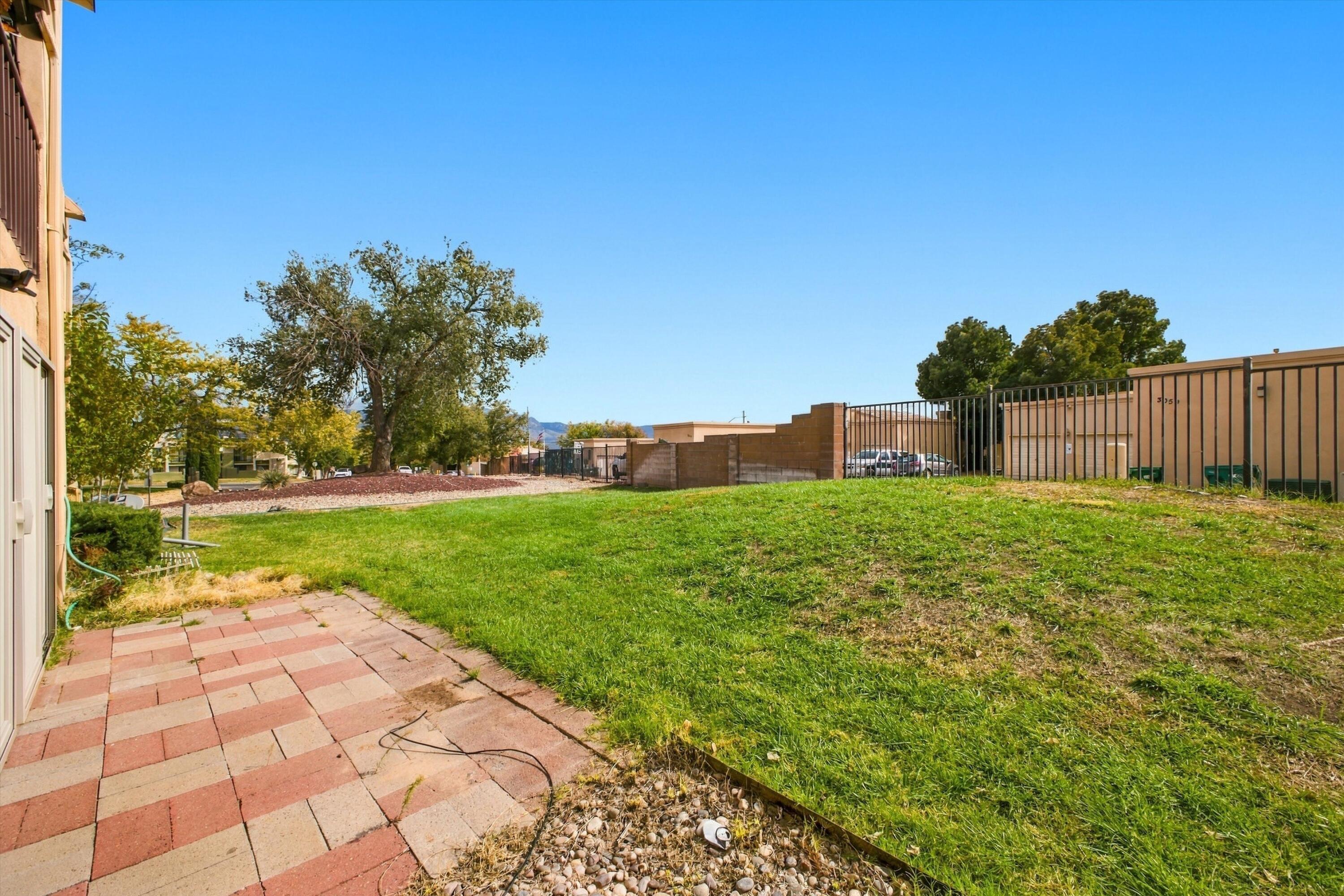 Photo 12 — 901 Country Club Drive SE APT B