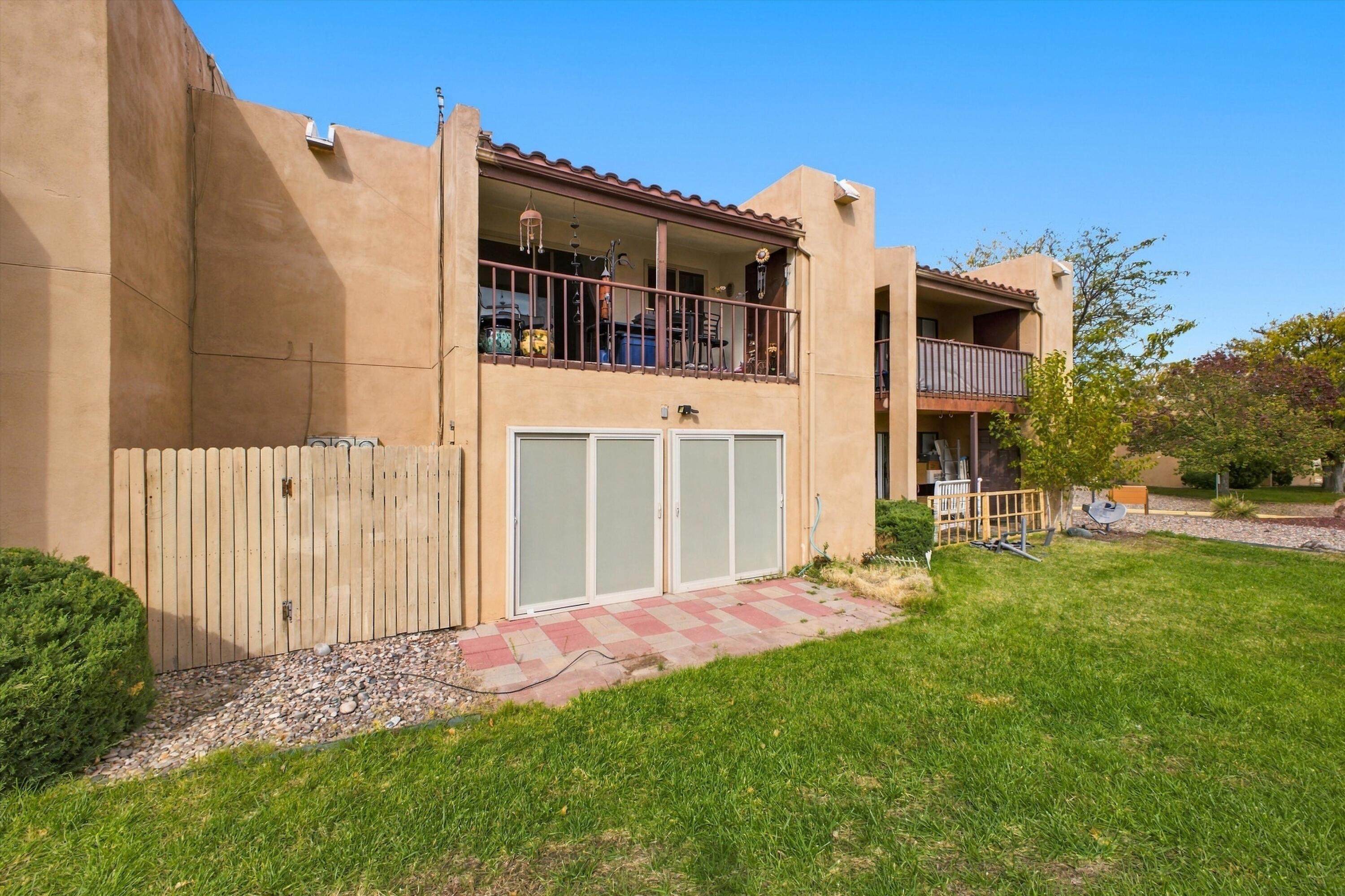 Photo 11 — 901 Country Club Drive SE APT B
