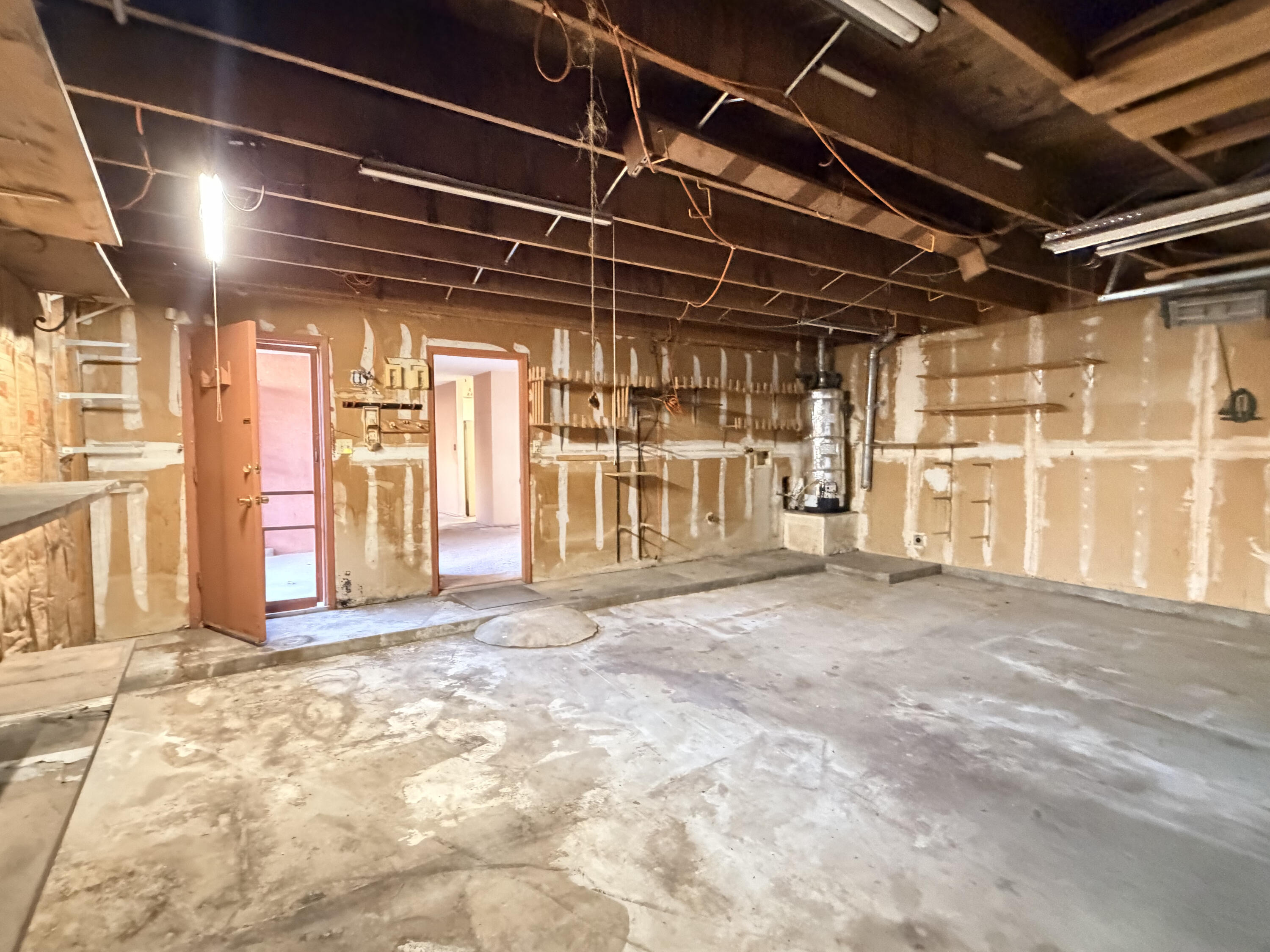 Photo 2 — 12510 Singing Arrow Avenue SE