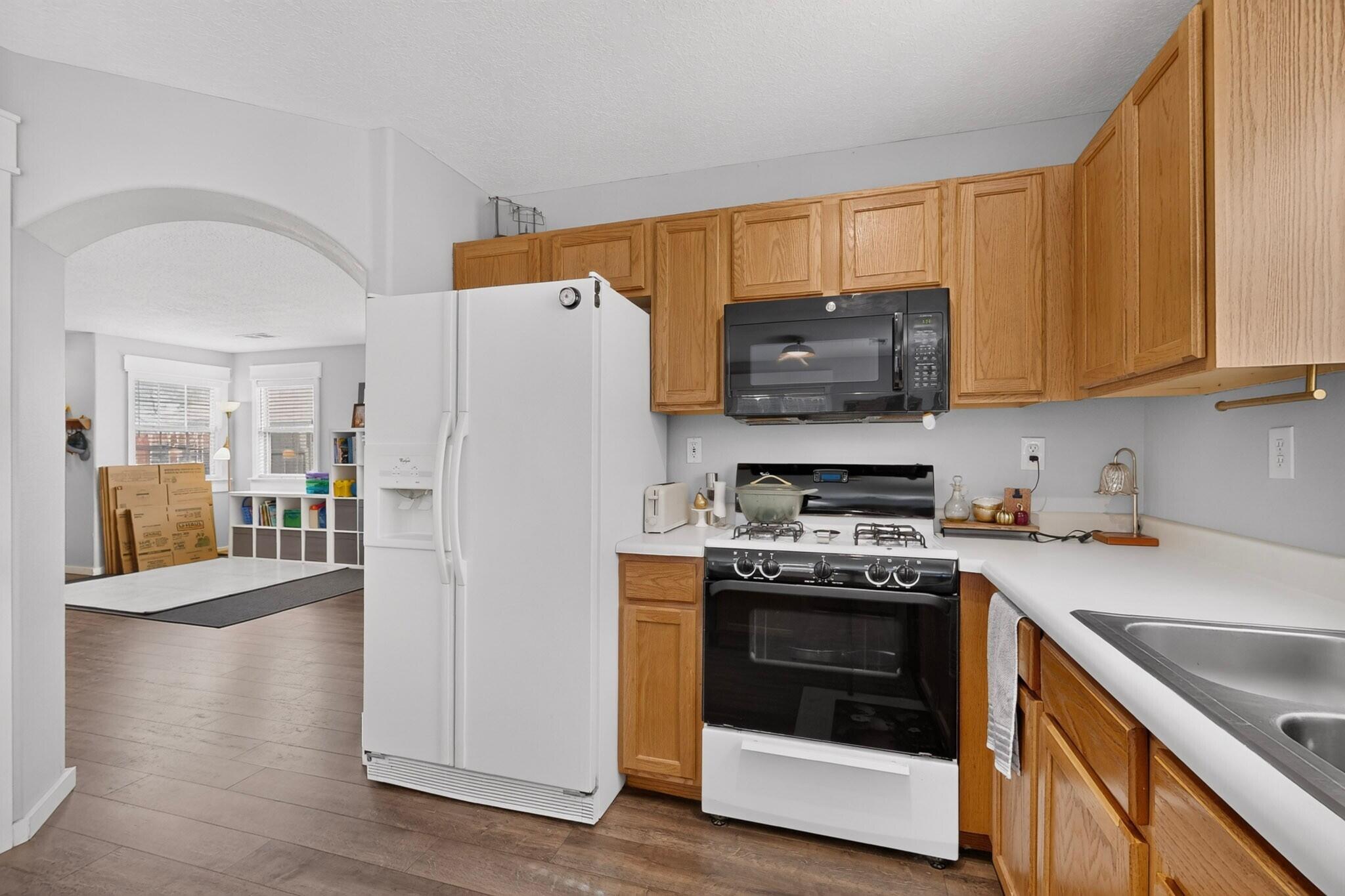 Photo 15 — 6020 Celestial Avenue NW