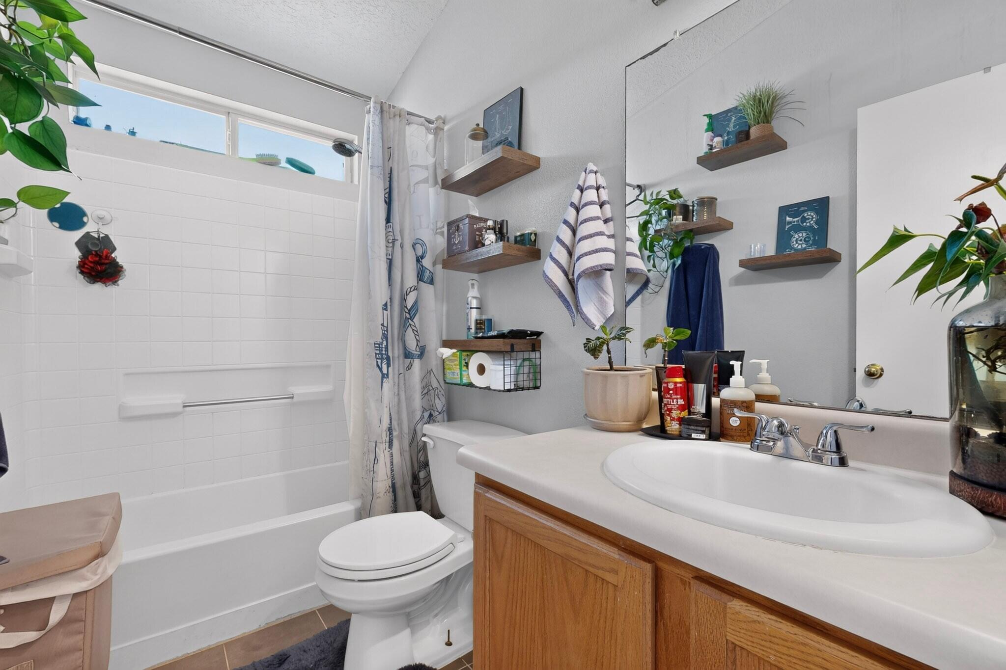 Photo 5 — 6020 Celestial Avenue NW