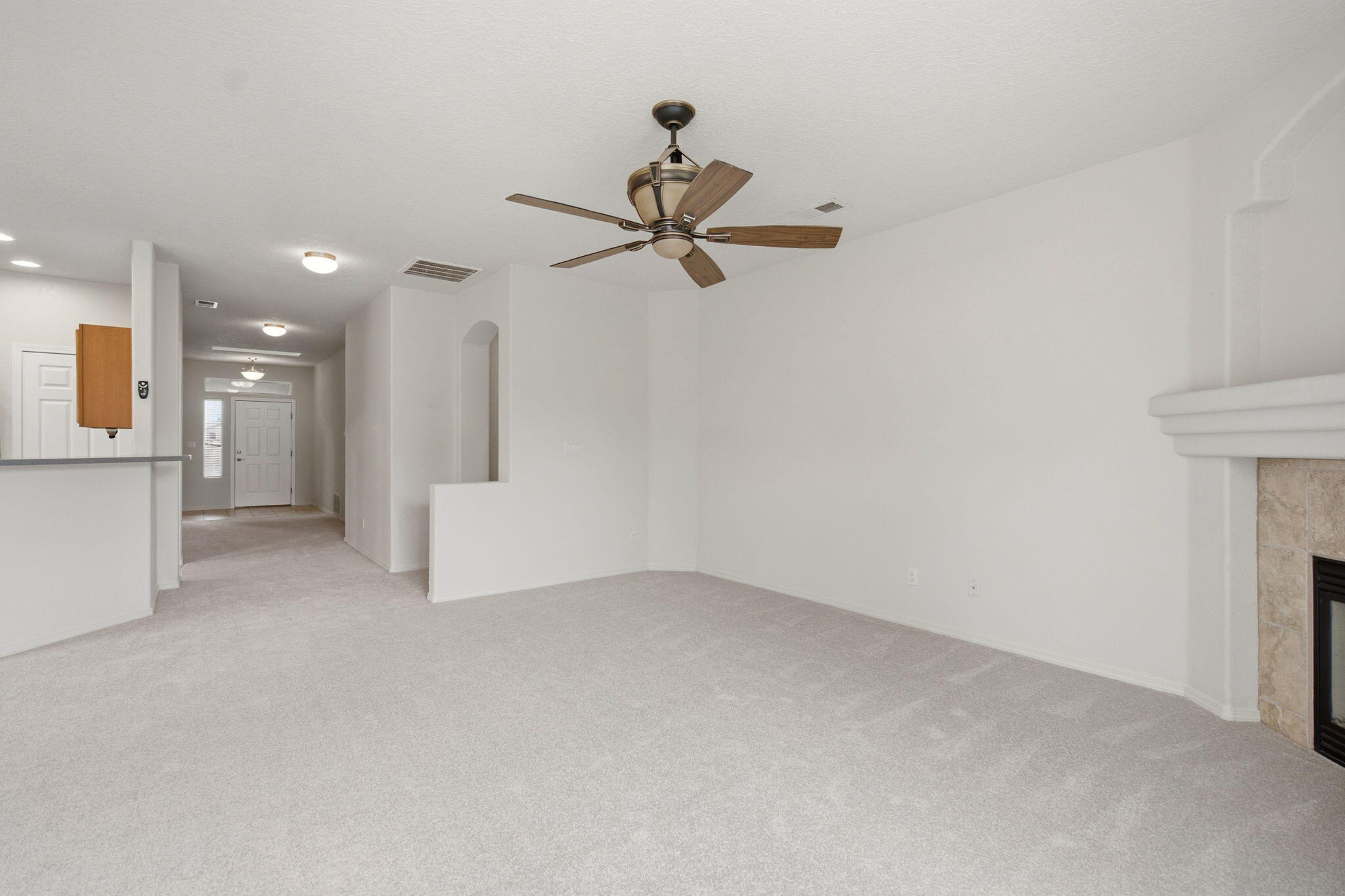Photo 14 — 10435 Savoy Drive NW