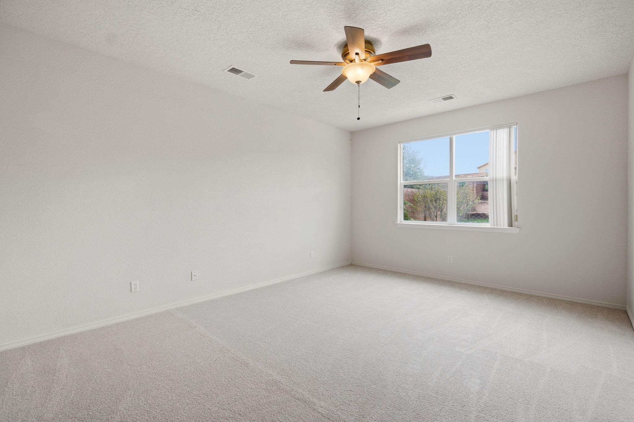 Photo 15 — 10435 Savoy Drive NW