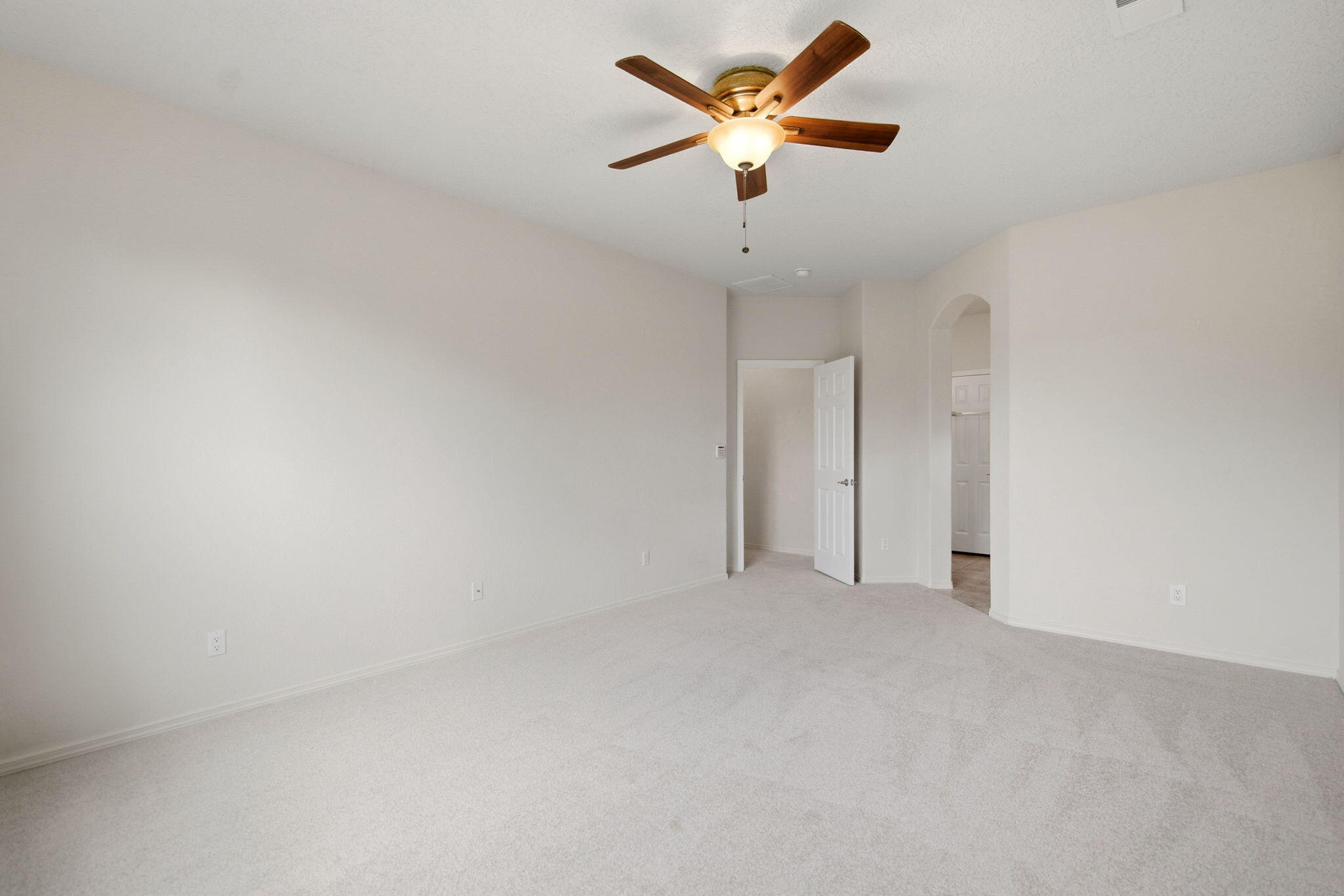 Photo 16 — 10435 Savoy Drive NW
